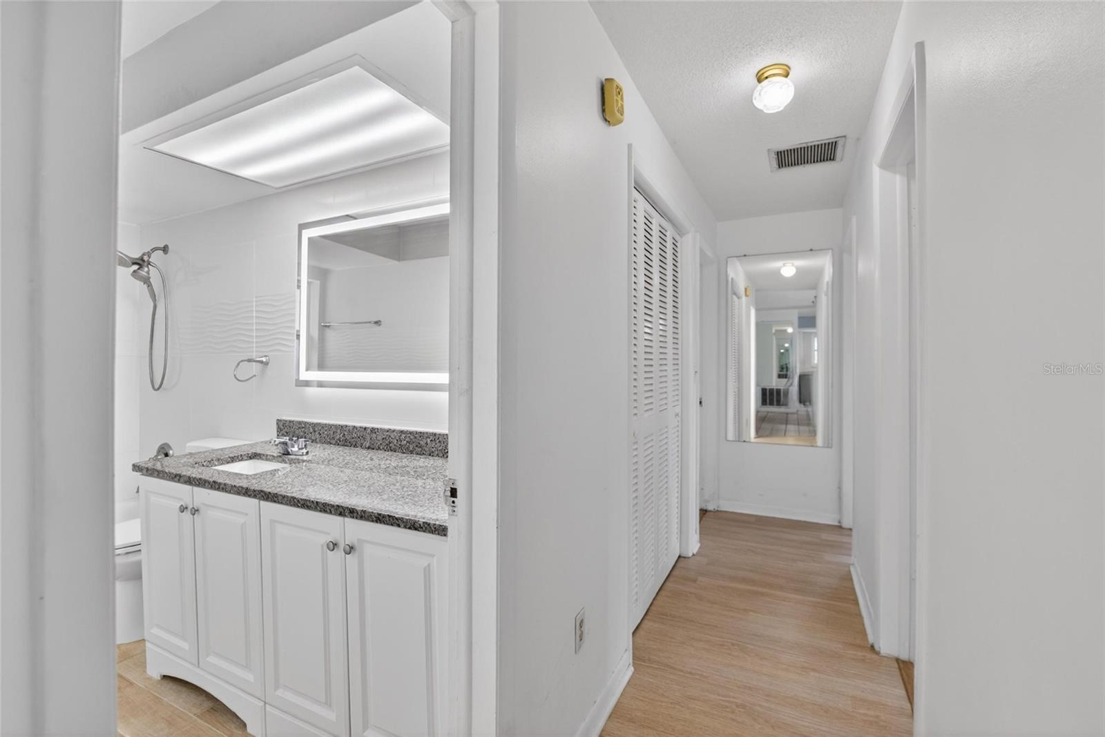 1900 STANTON AVE — photo 24