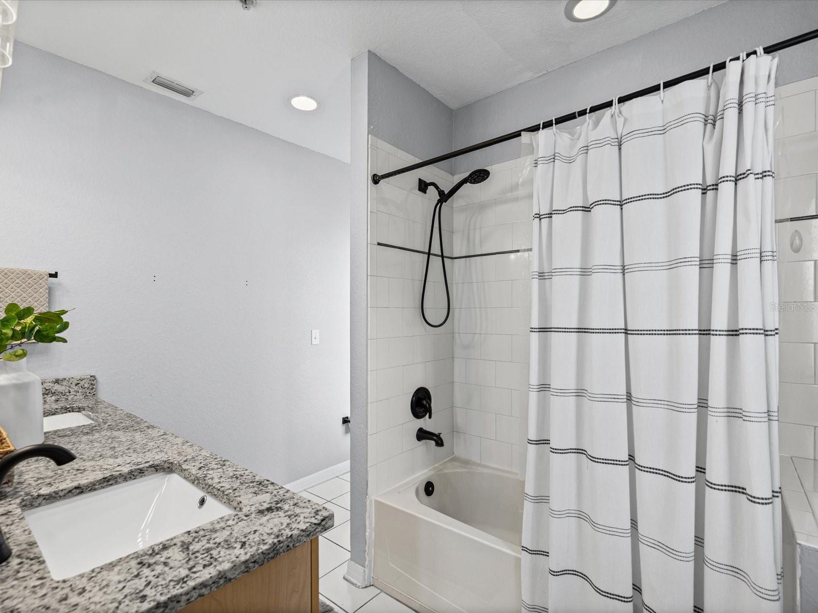 553 LUSARA CT — photo 20