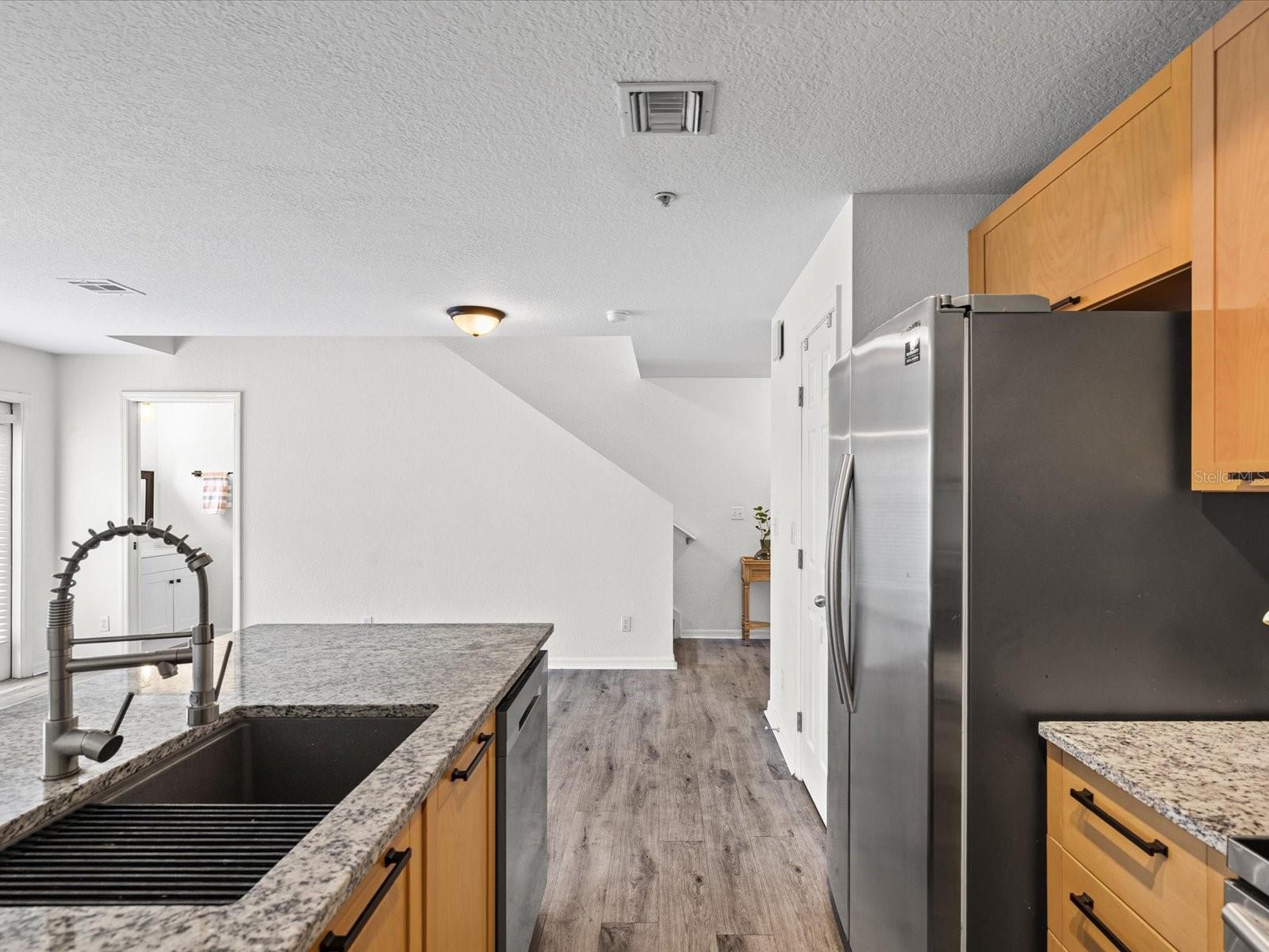 553 LUSARA CT — photo 11