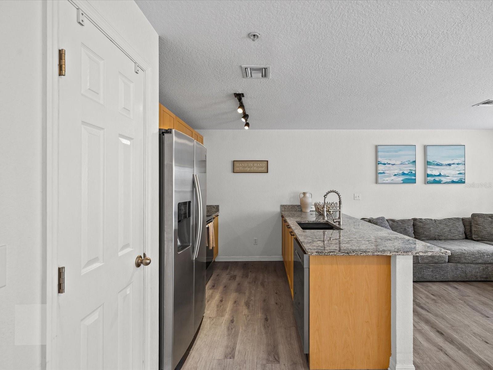 553 LUSARA CT — photo 13
