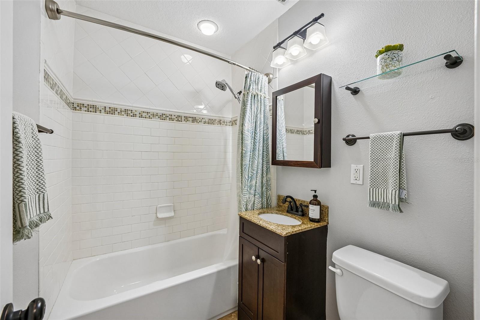 3924 W BAY VIEW AVE — photo 40
