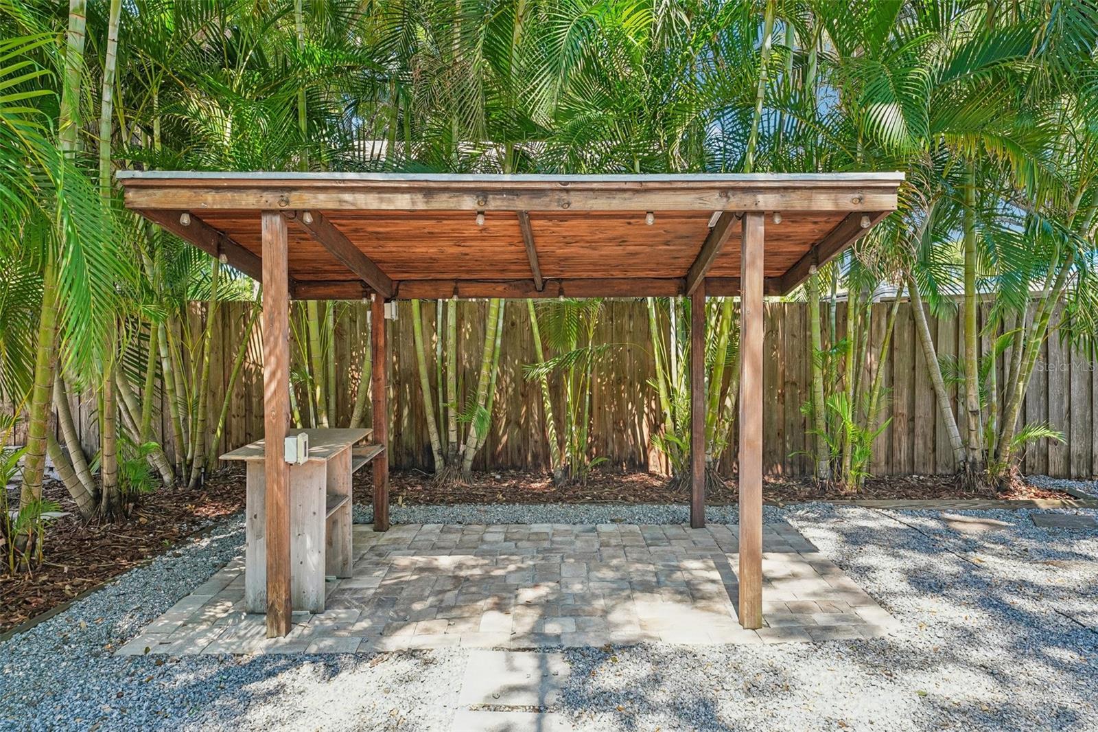 3924 W BAY VIEW AVE — photo 54