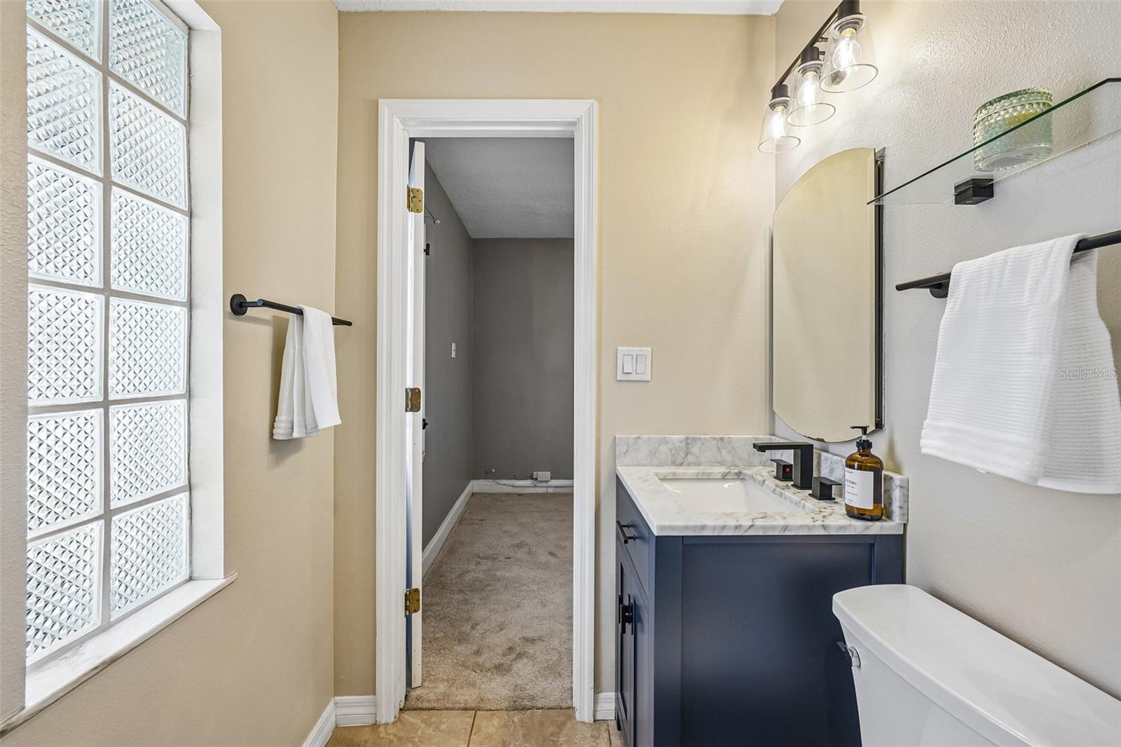 3924 W BAY VIEW AVE — photo 36