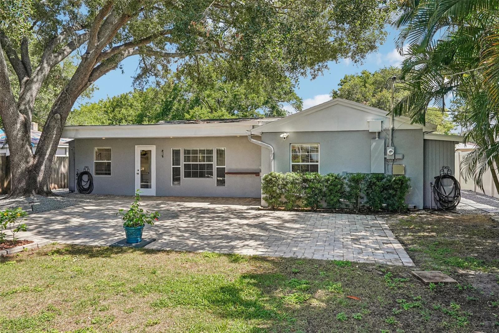 3924 W BAY VIEW AVE — photo 58