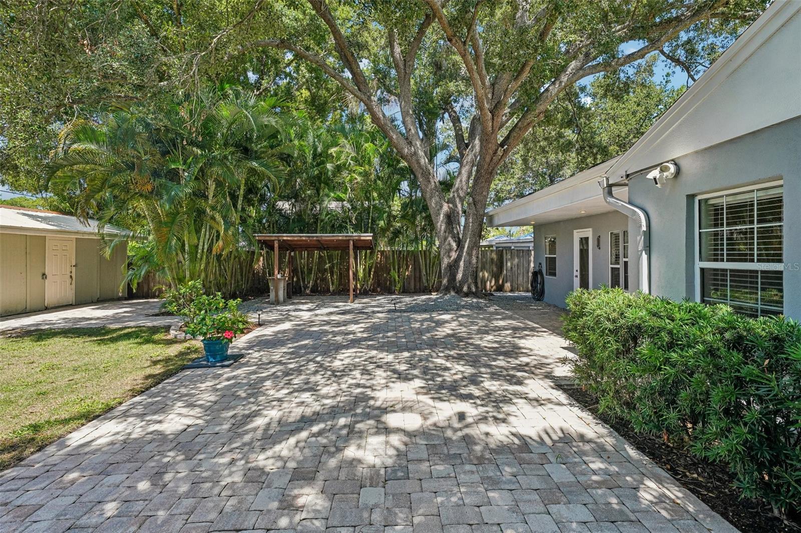 3924 W BAY VIEW AVE — photo 51