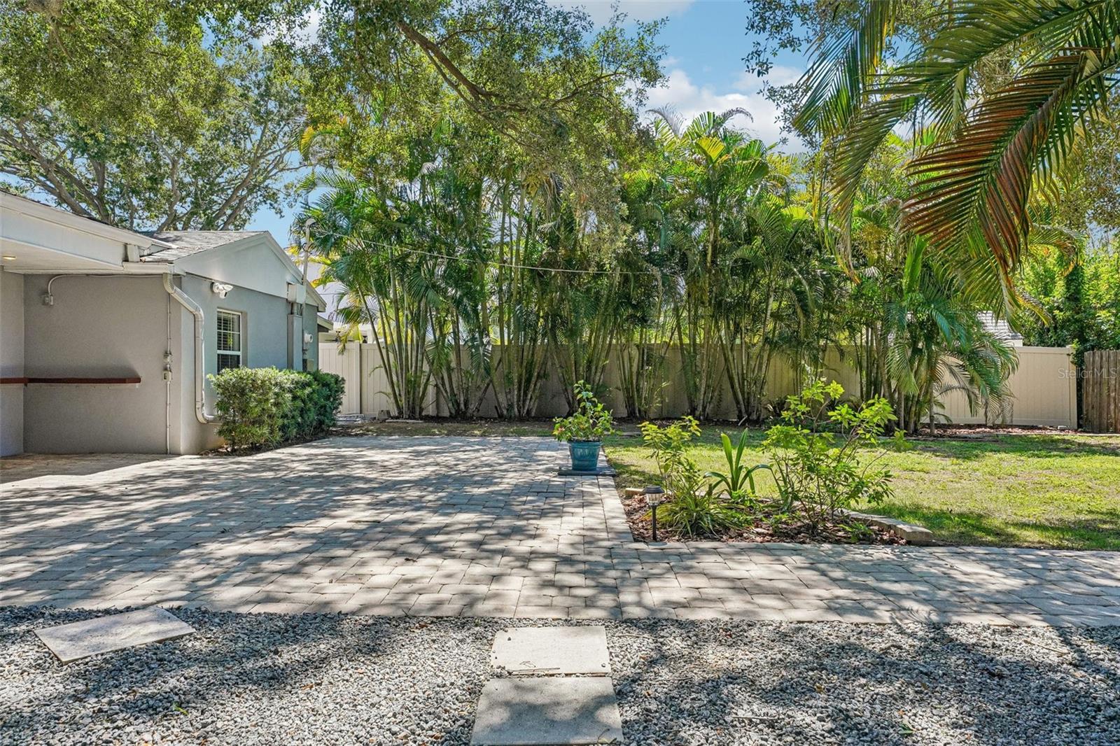 3924 W BAY VIEW AVE — photo 55