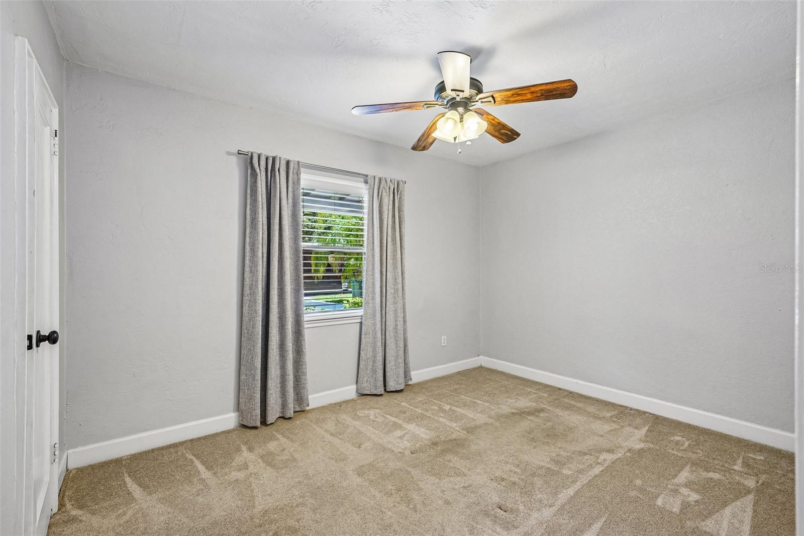 3924 W BAY VIEW AVE — photo 37