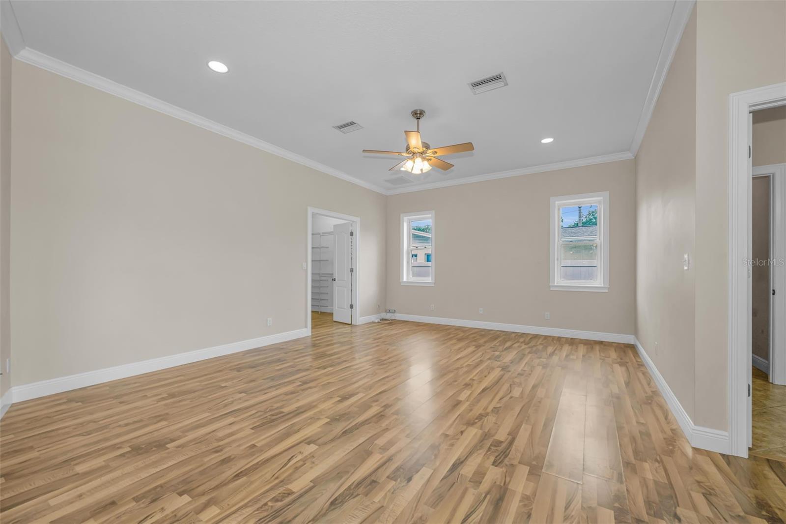 1888 BUGLE LN — photo 35
