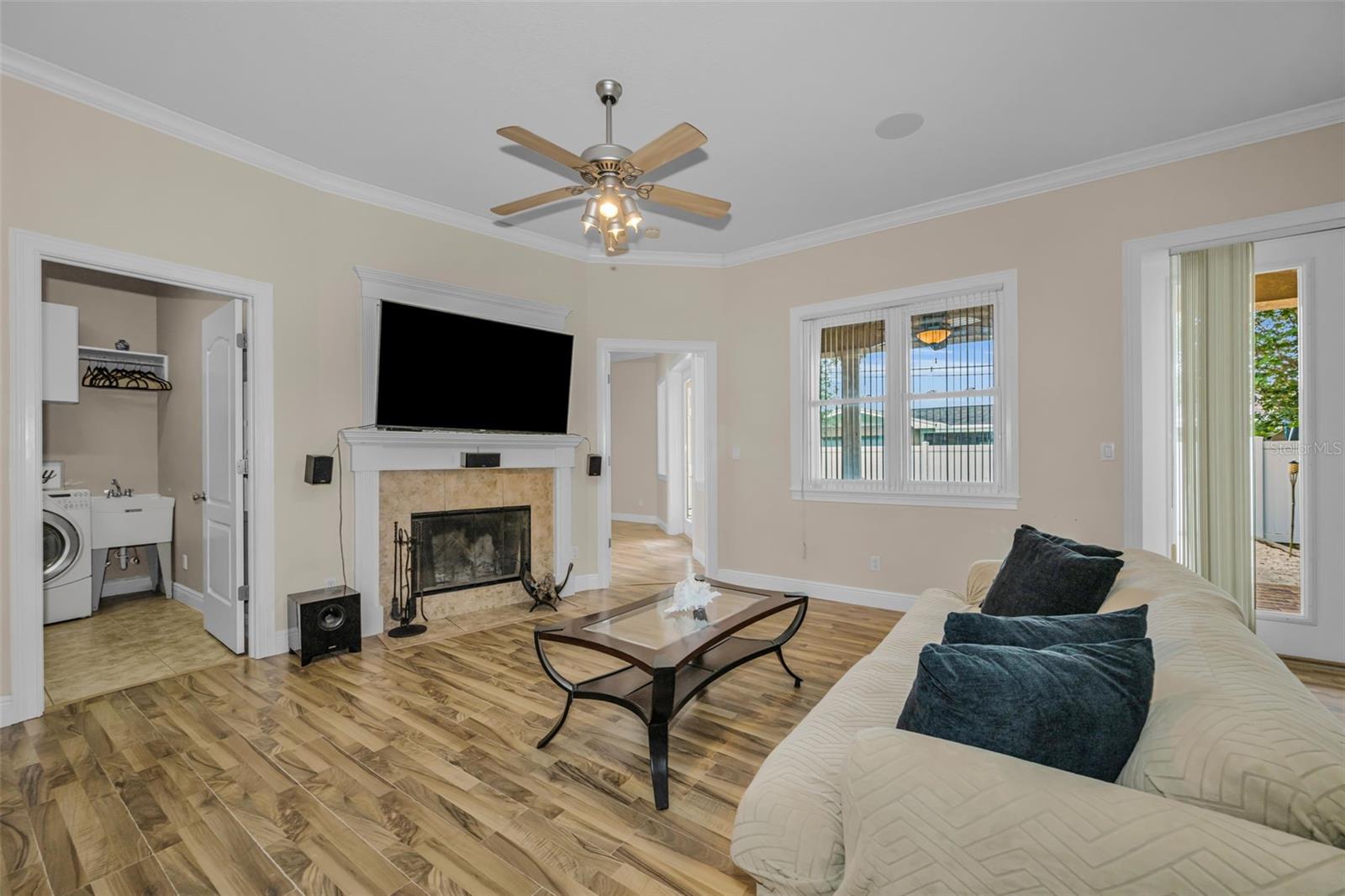 1888 BUGLE LN — photo 26