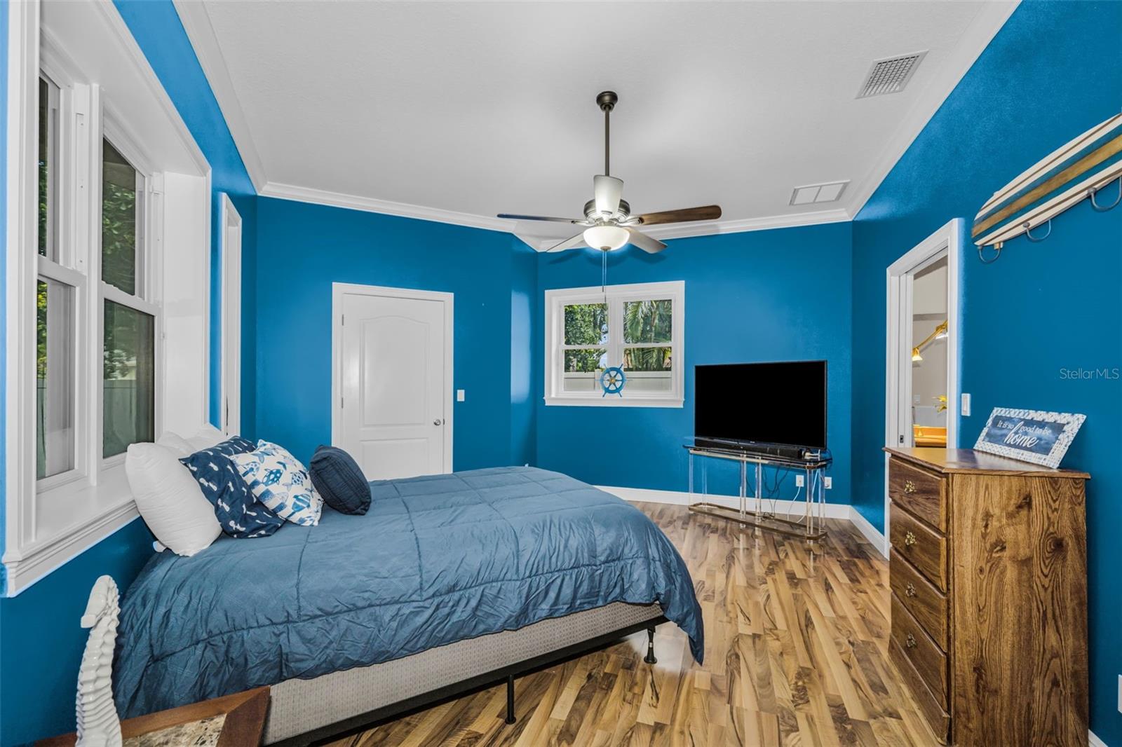 1888 BUGLE LN — photo 42