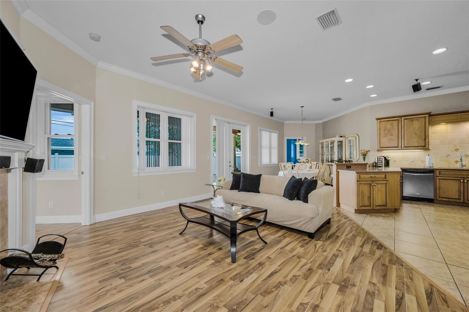 1888 BUGLE LN — photo 27
