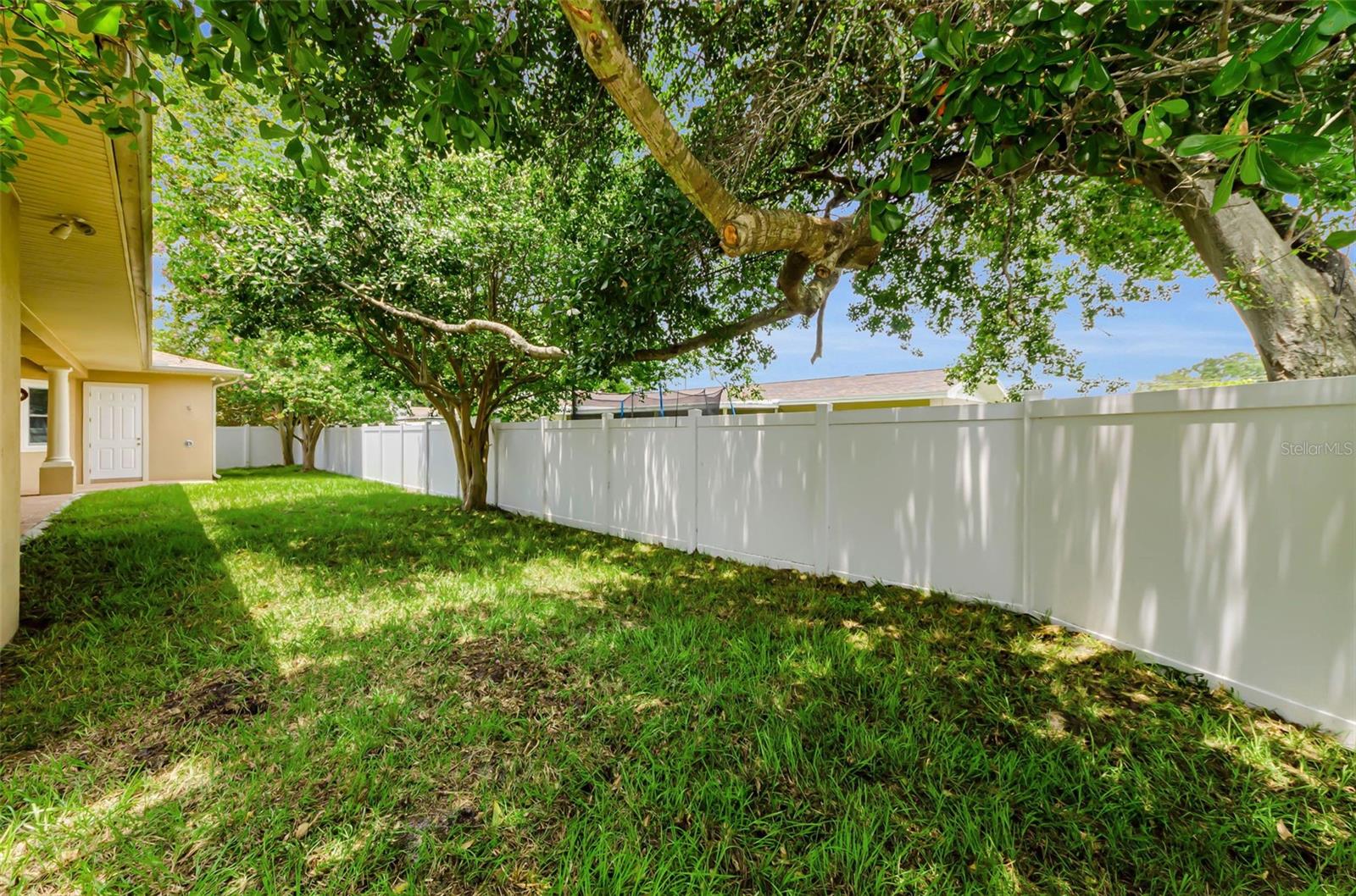 1888 BUGLE LN — photo 64
