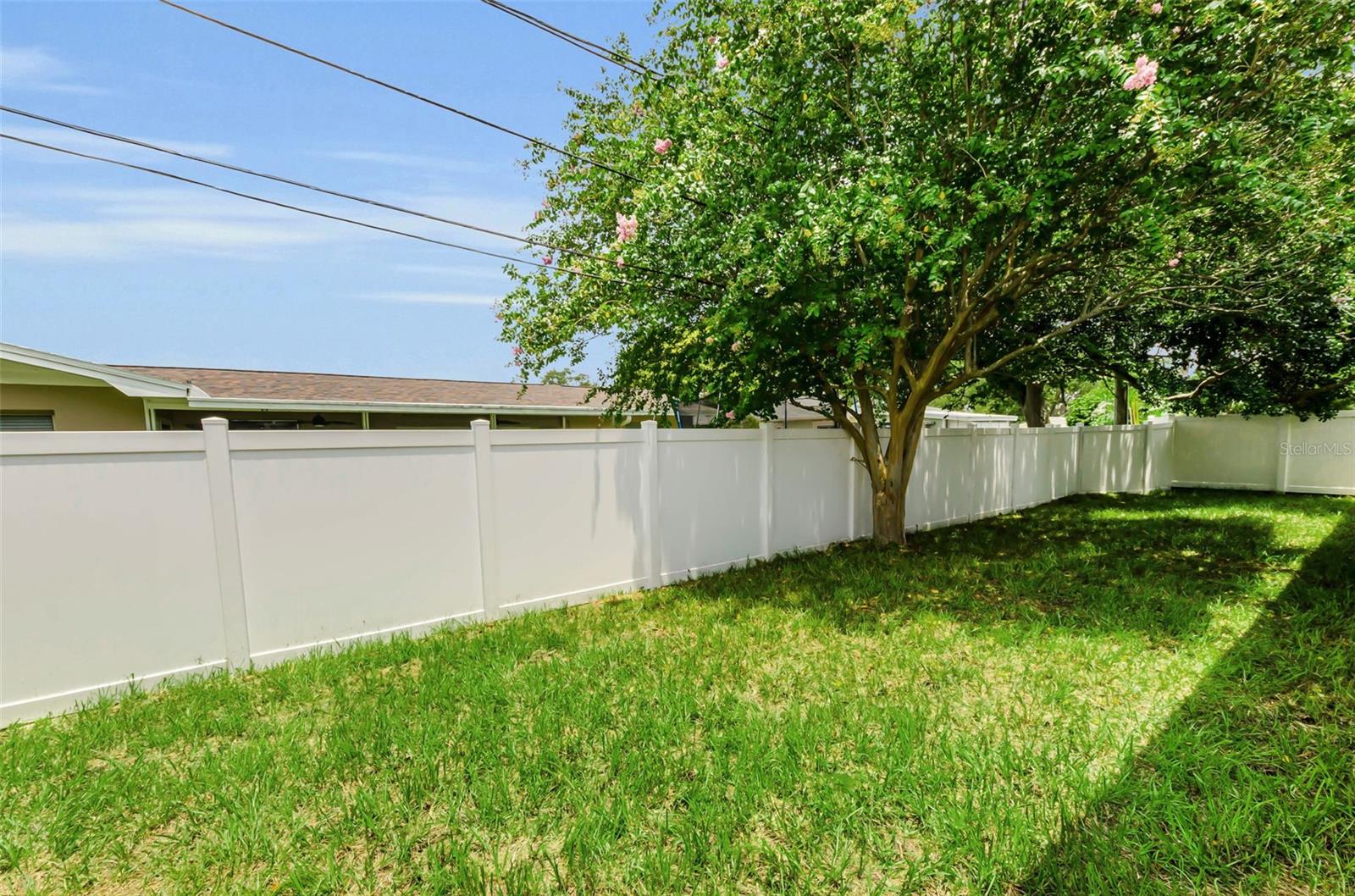 1888 BUGLE LN — photo 62