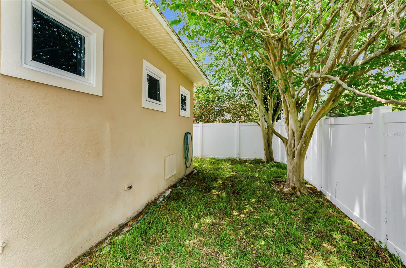 1888 BUGLE LN — photo 66