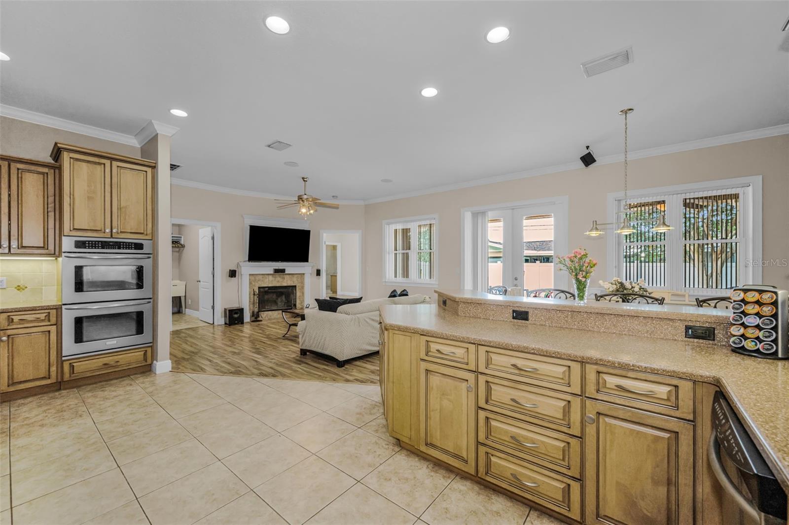 1888 BUGLE LN — photo 18
