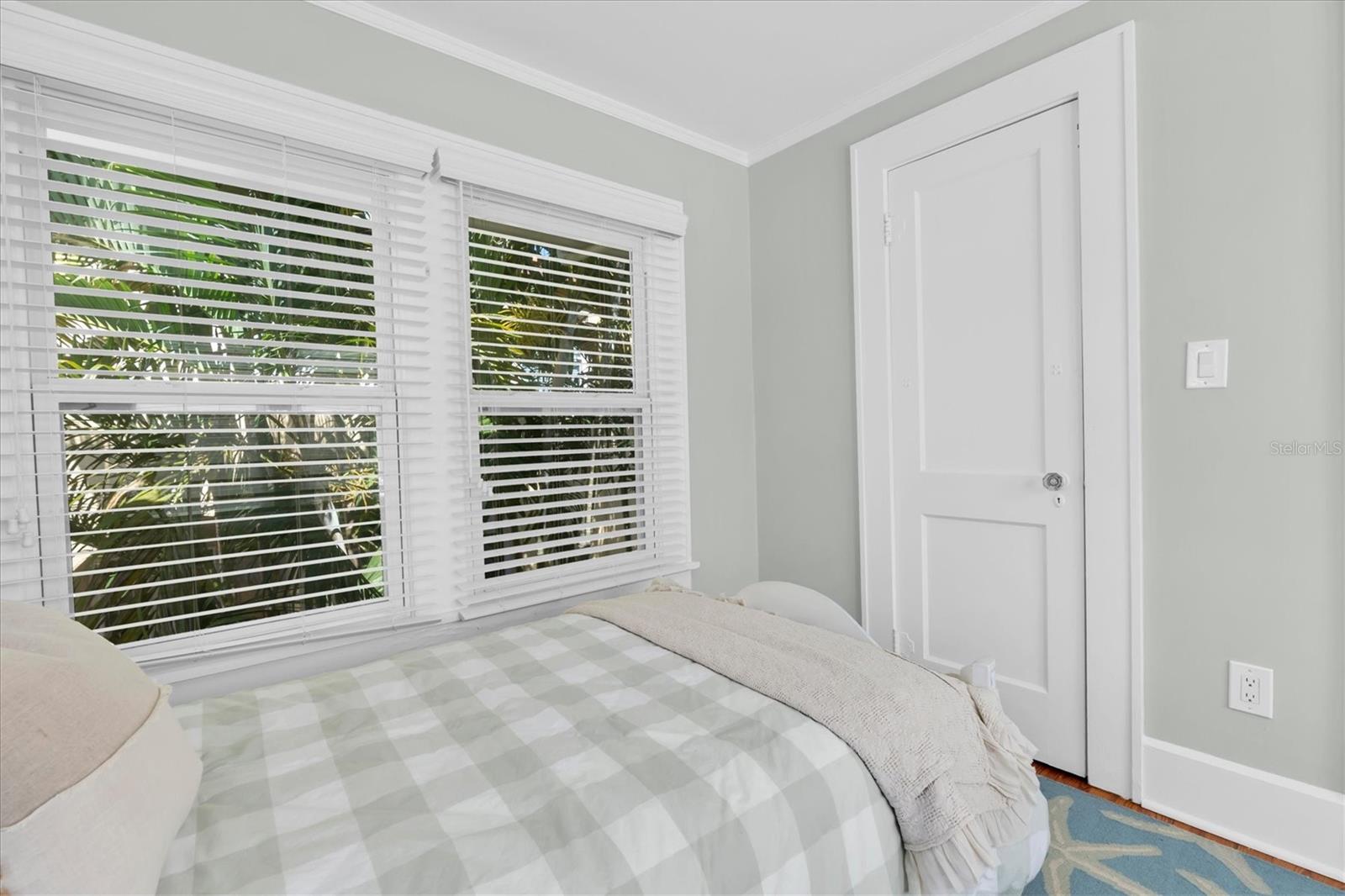 248 14TH AVE NE — photo 40