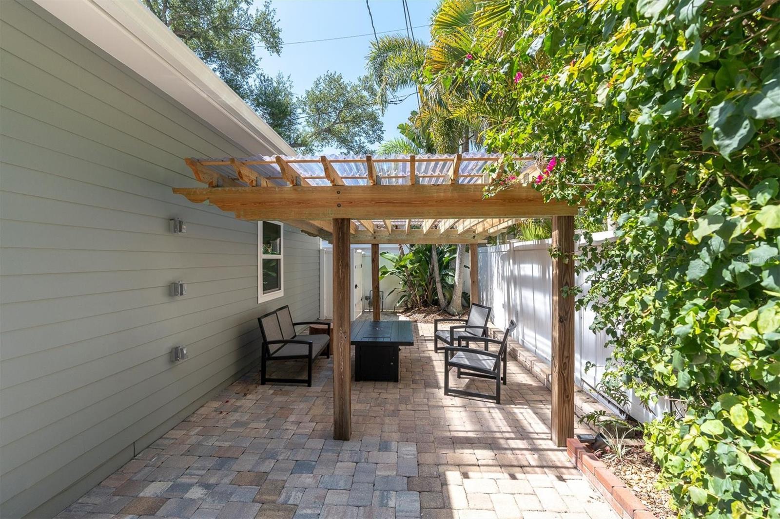 248 14TH AVE NE — photo 44