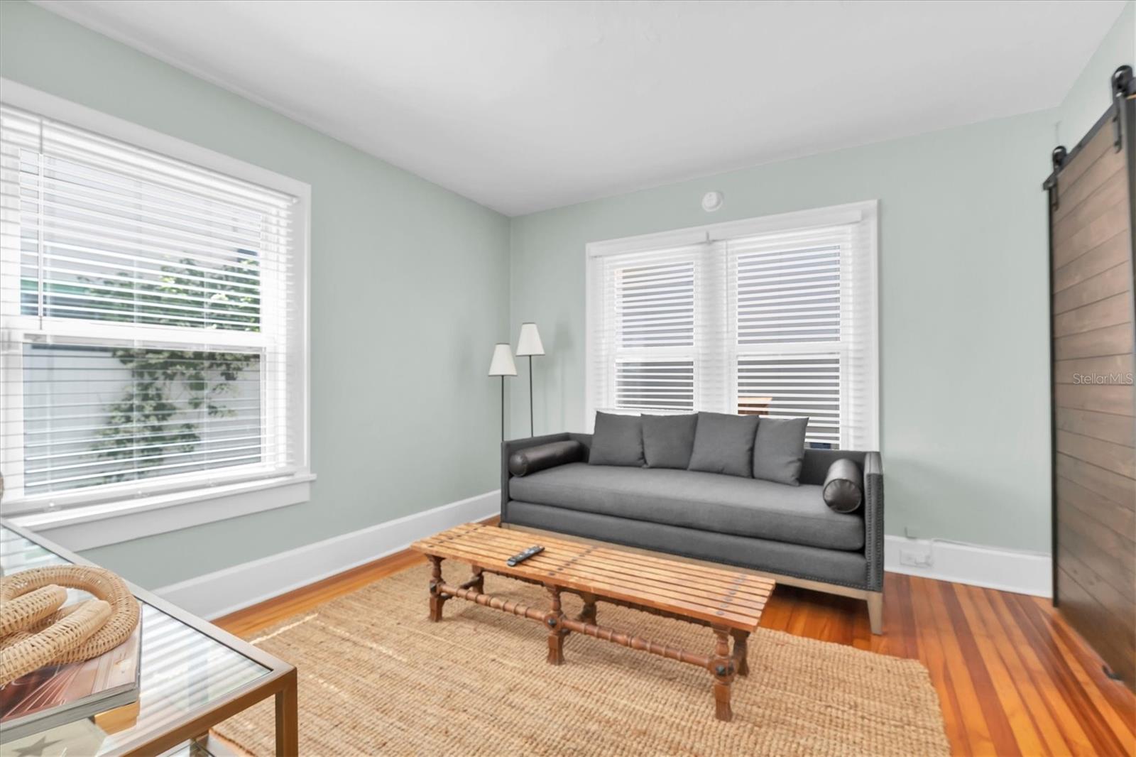 248 14TH AVE NE — photo 18