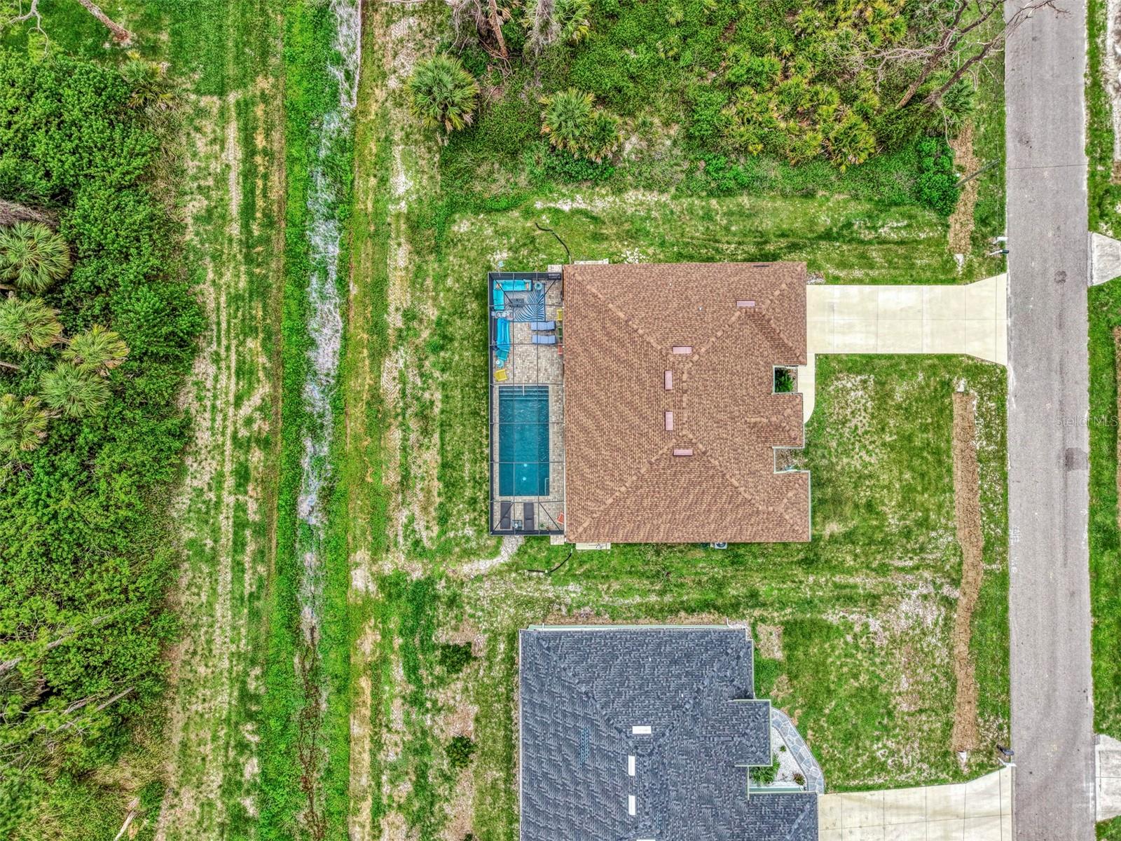 2443 LANCASTER LN — photo 56