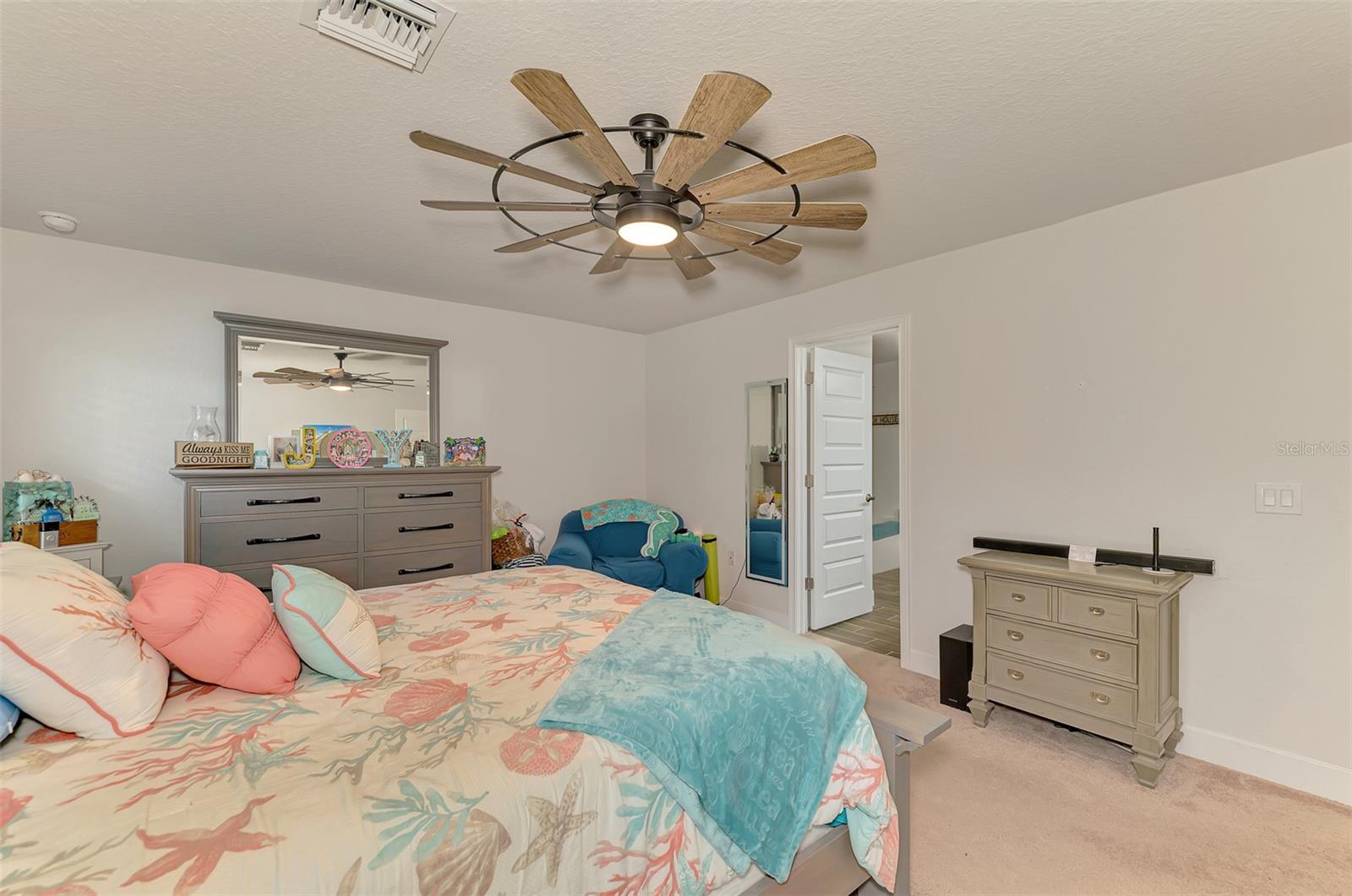 2443 LANCASTER LN — photo 33