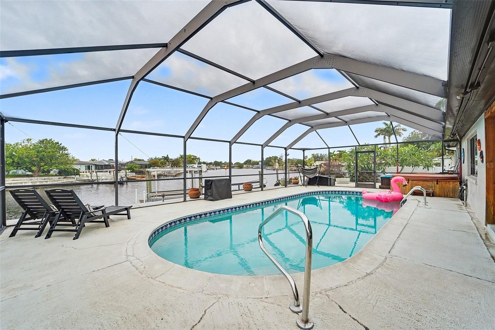 5736 MELALEUCA DR — photo 20
