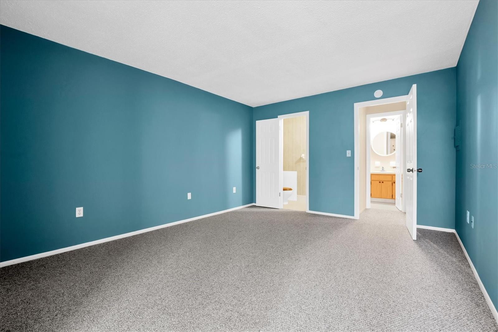 5060 76TH AVE N #402 — photo 19