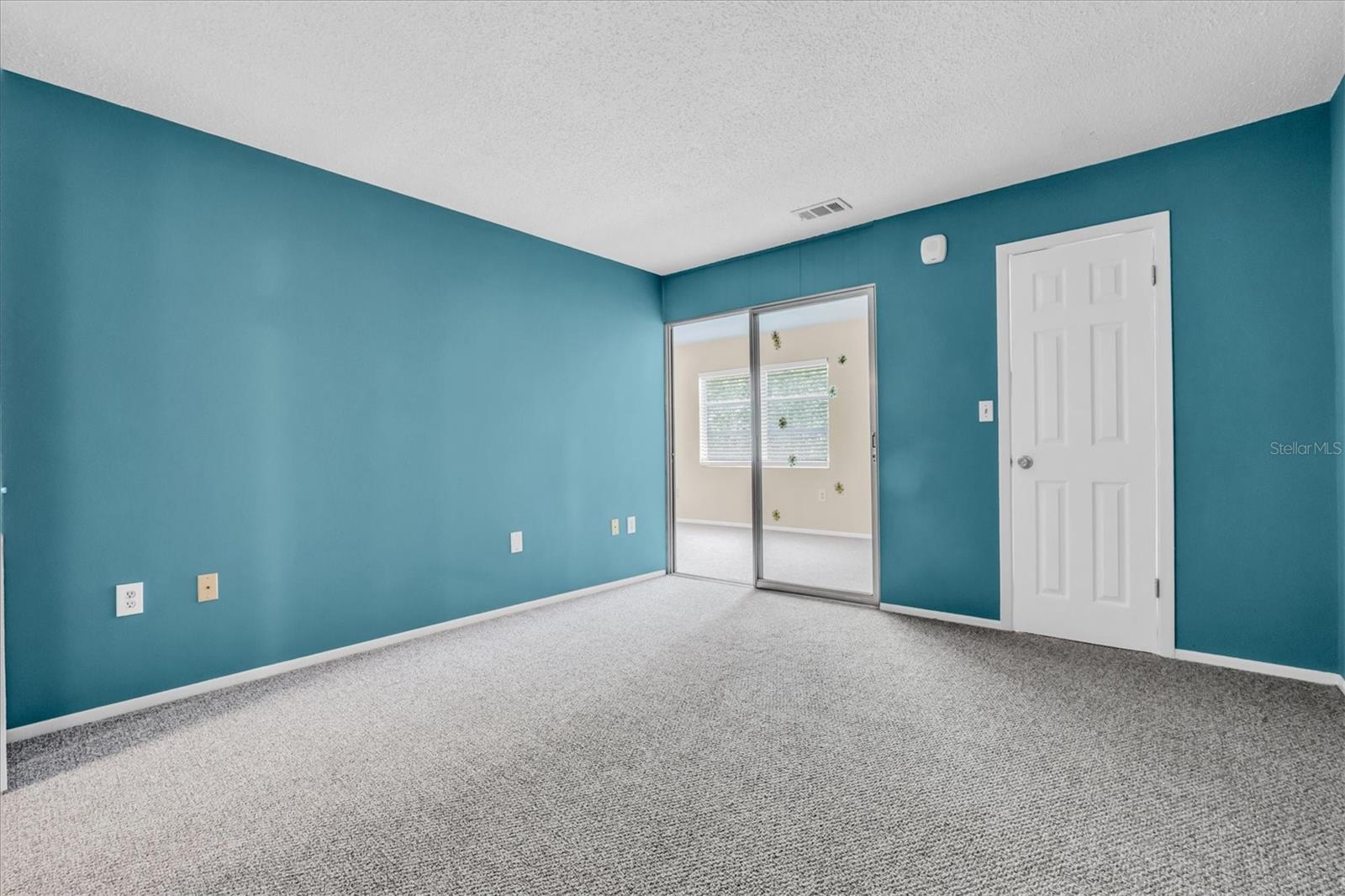 5060 76TH AVE N #402 — photo 18