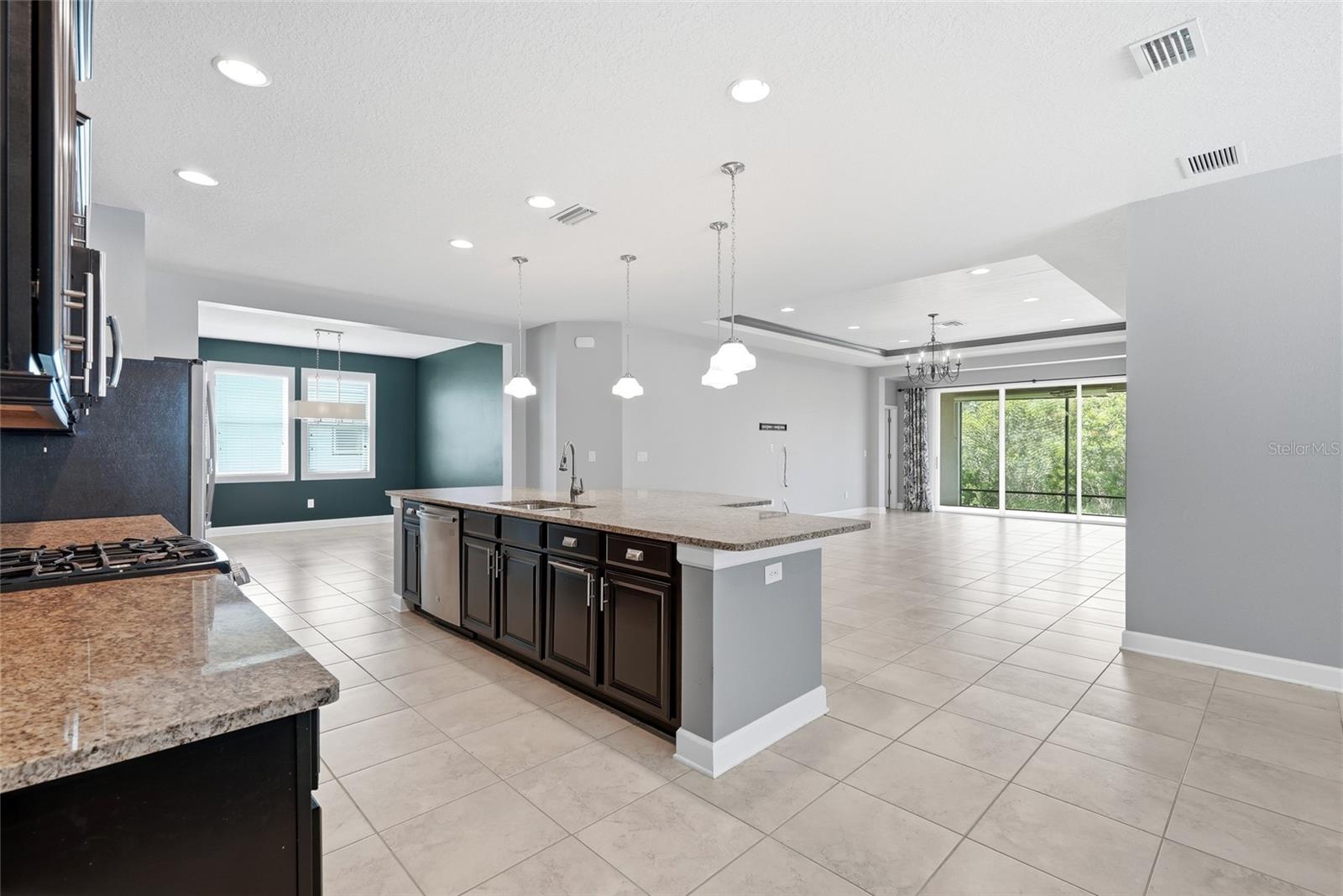 924 BUTTERCUP GLN — photo 15