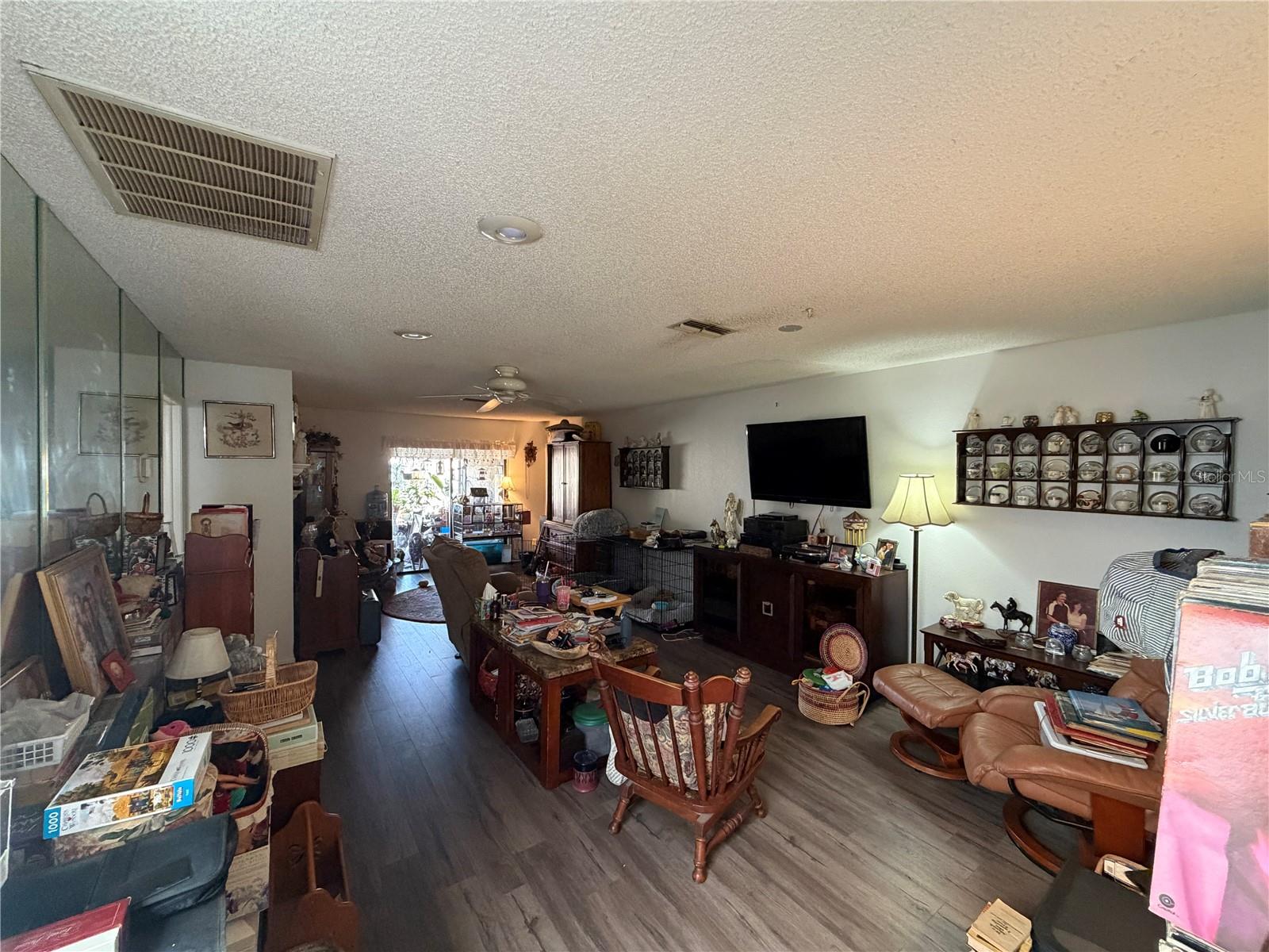 4317 TIBURON DR — photo 3