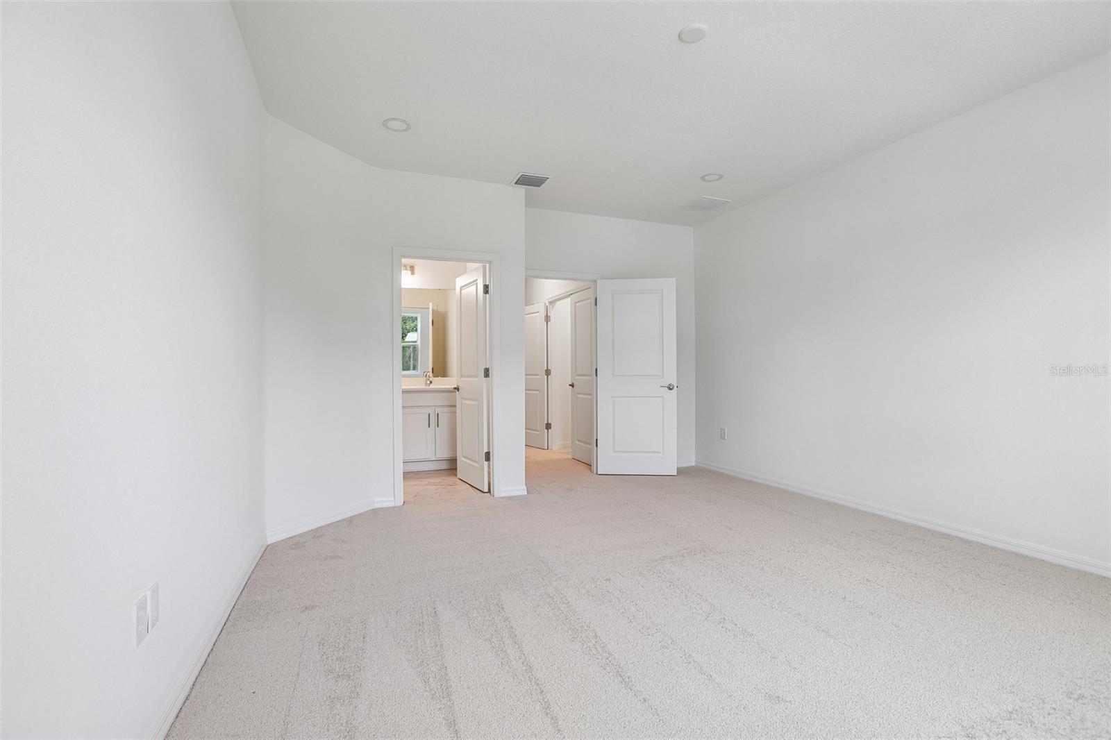 607 SILVER STREAM CT — photo 27