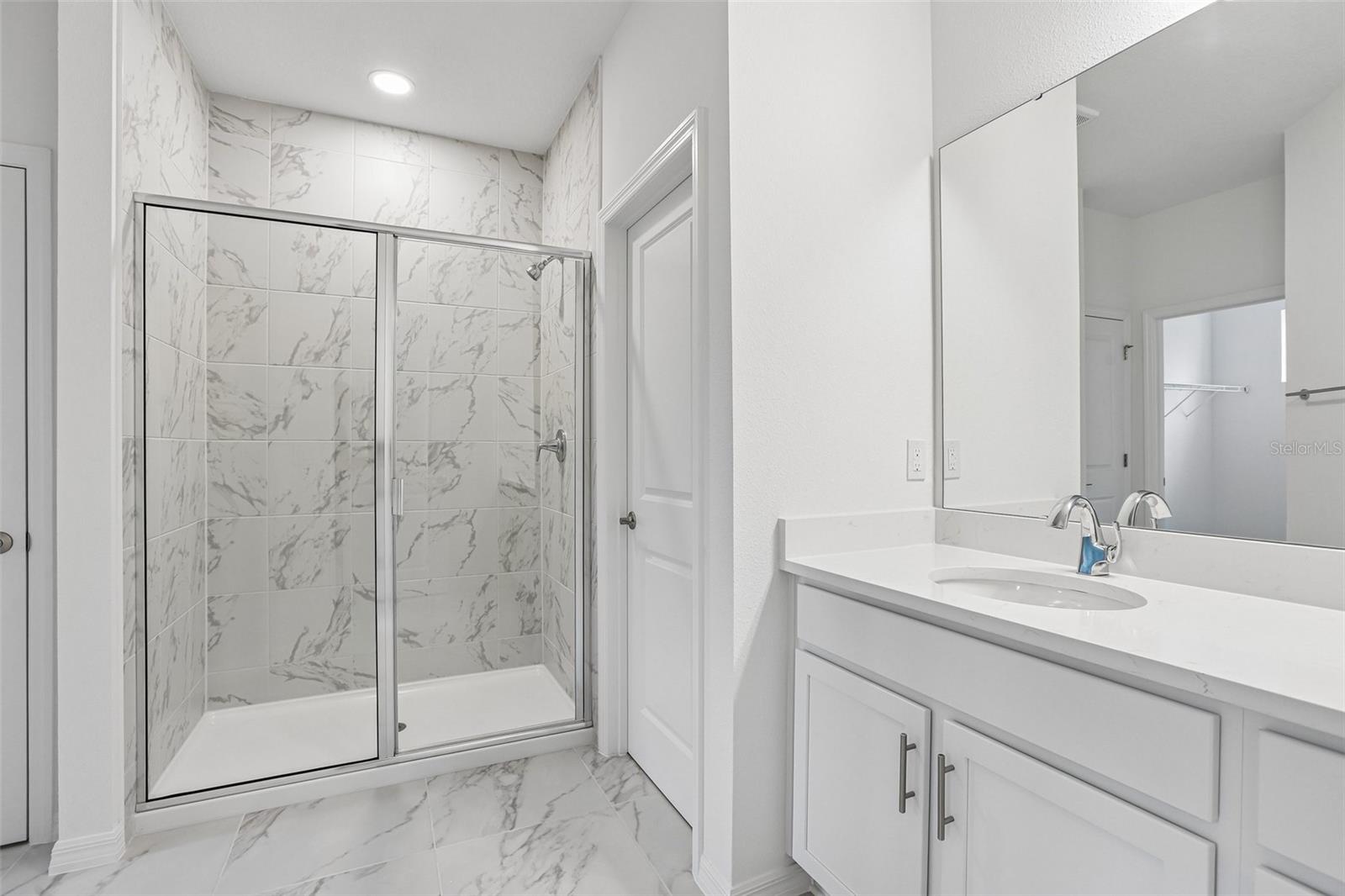 607 SILVER STREAM CT — photo 31