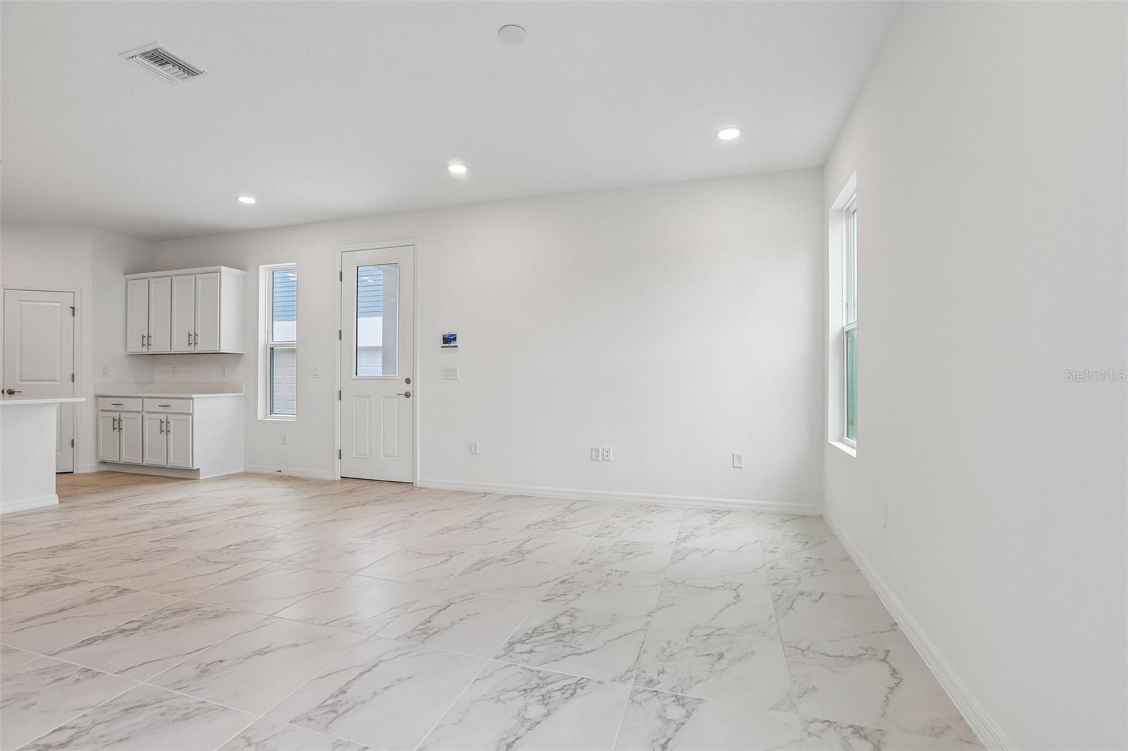607 SILVER STREAM CT — photo 10