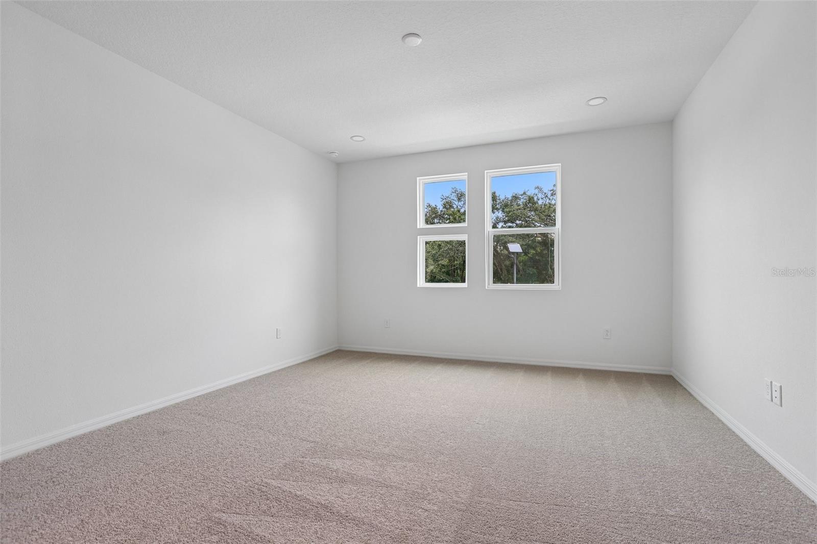 607 SILVER STREAM CT — photo 8