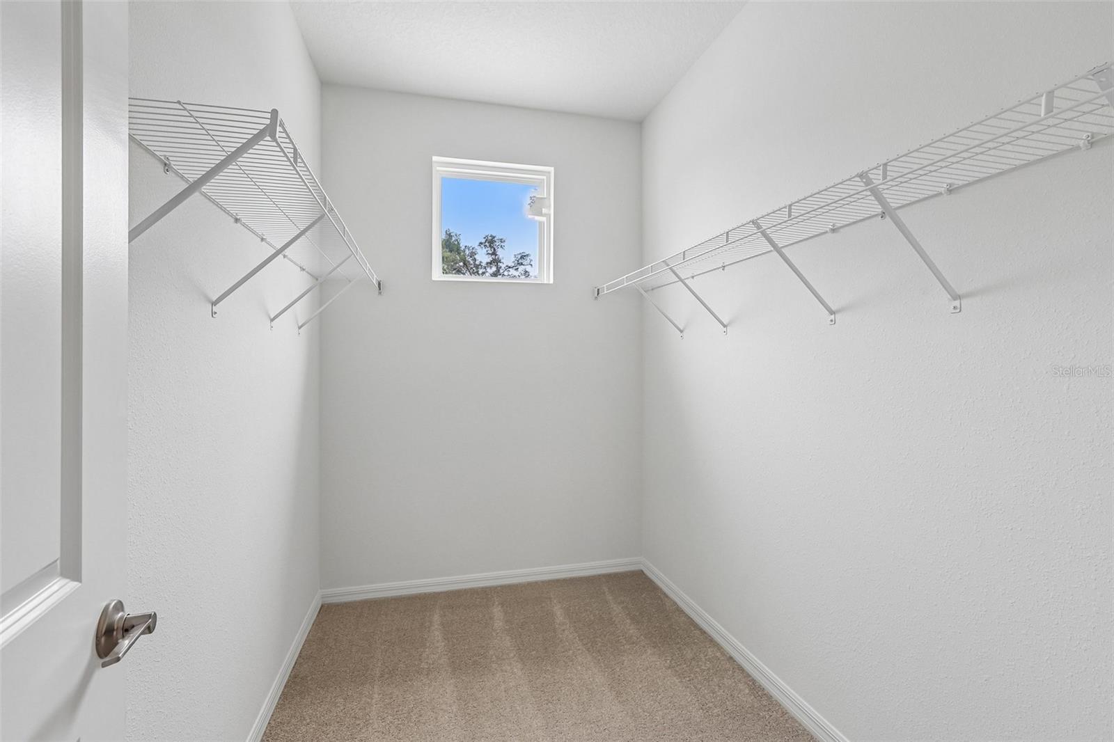 607 SILVER STREAM CT — photo 33