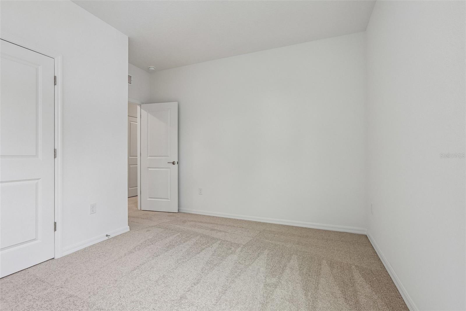 607 SILVER STREAM CT — photo 21