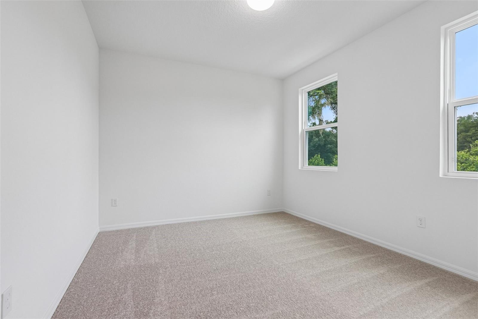 607 SILVER STREAM CT — photo 18