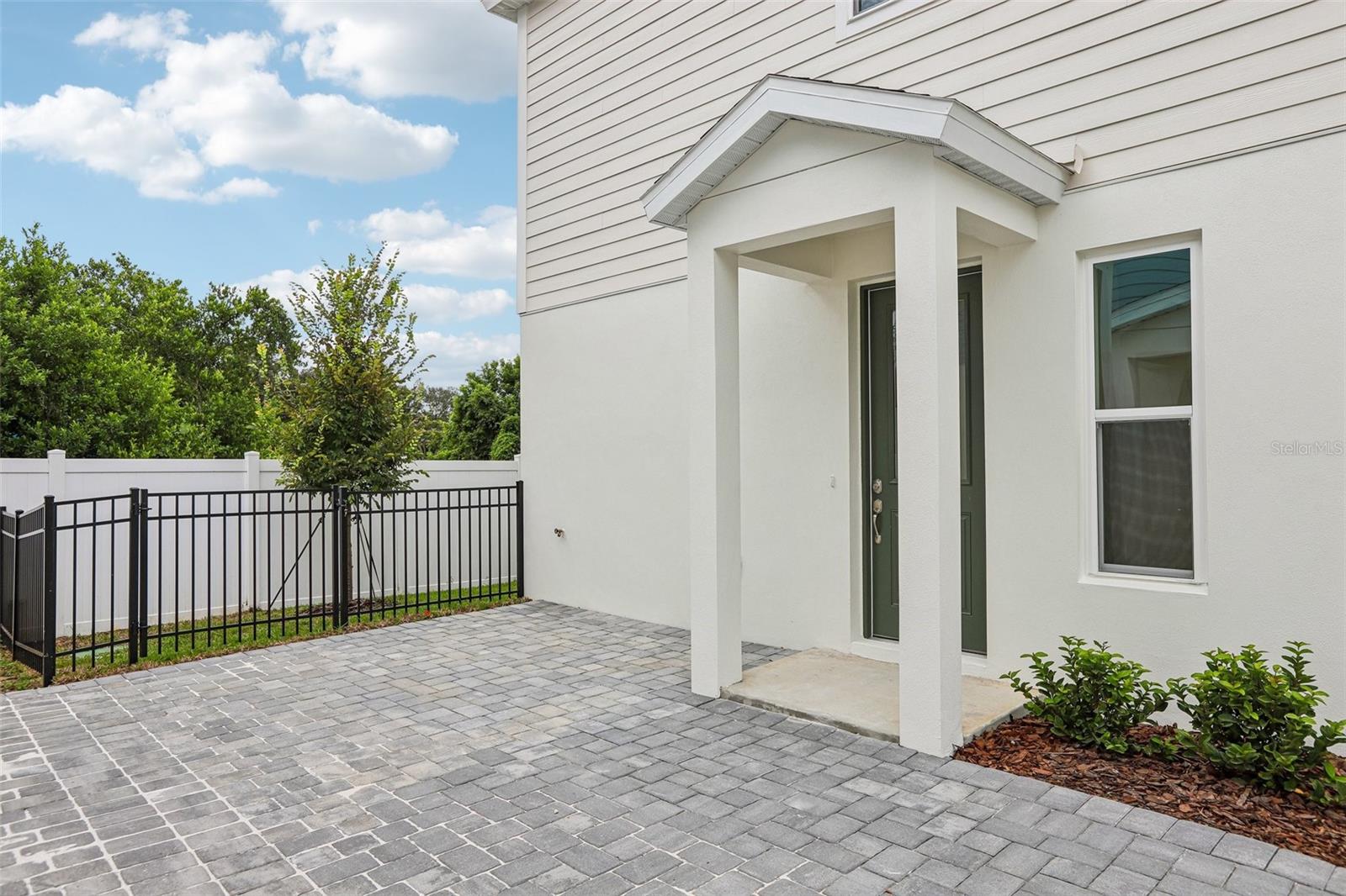 607 SILVER STREAM CT — photo 3