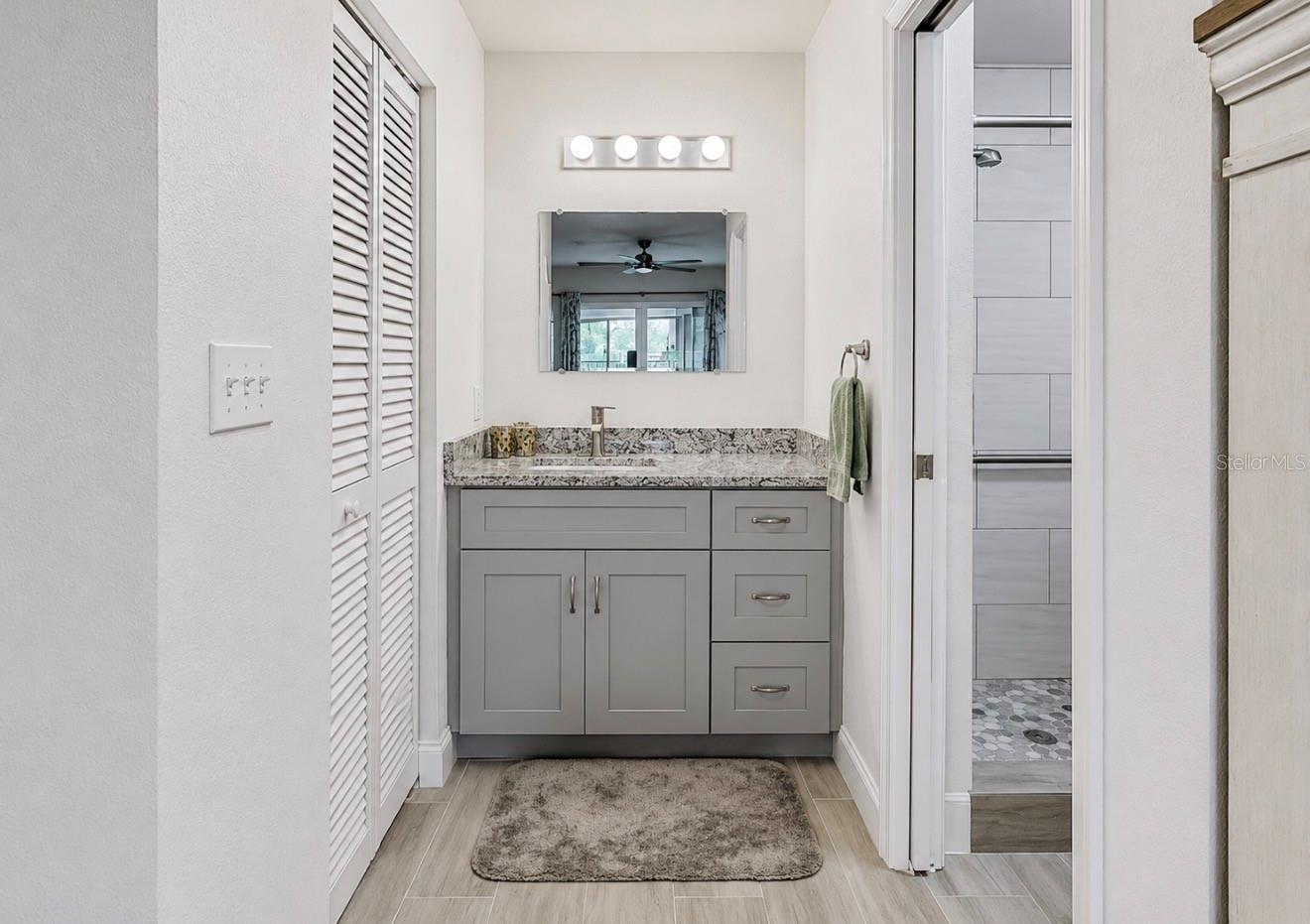 803 LEISEY CIR — photo 29