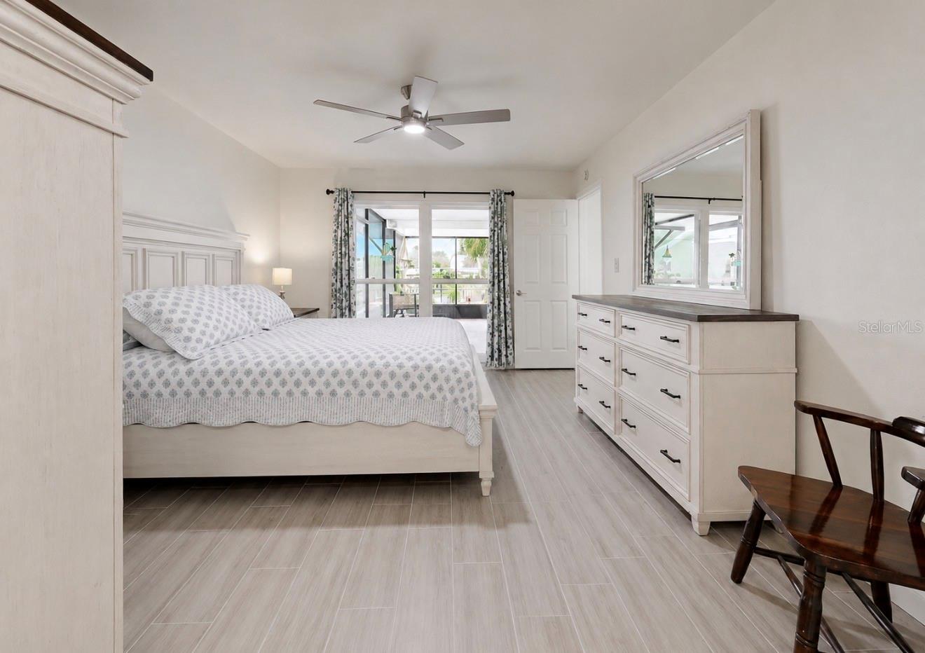 803 LEISEY CIR — photo 28