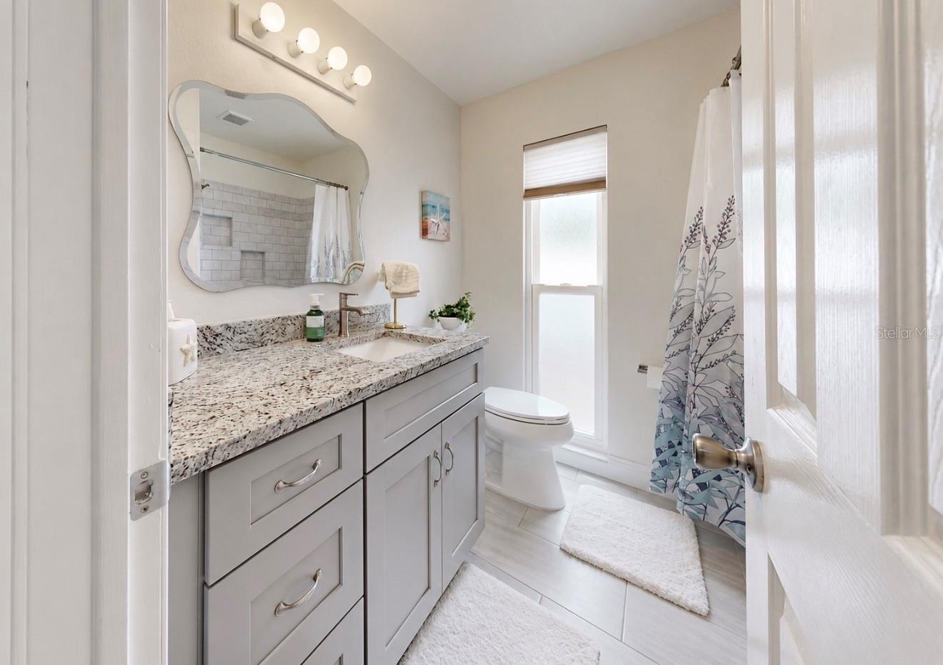 803 LEISEY CIR — photo 32