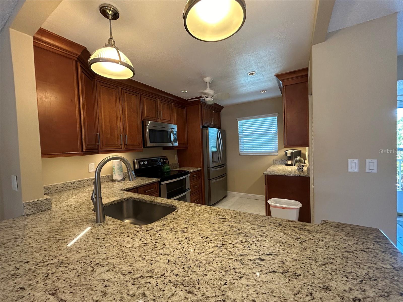 4040 IRONWOOD CIR #404F — photo 3