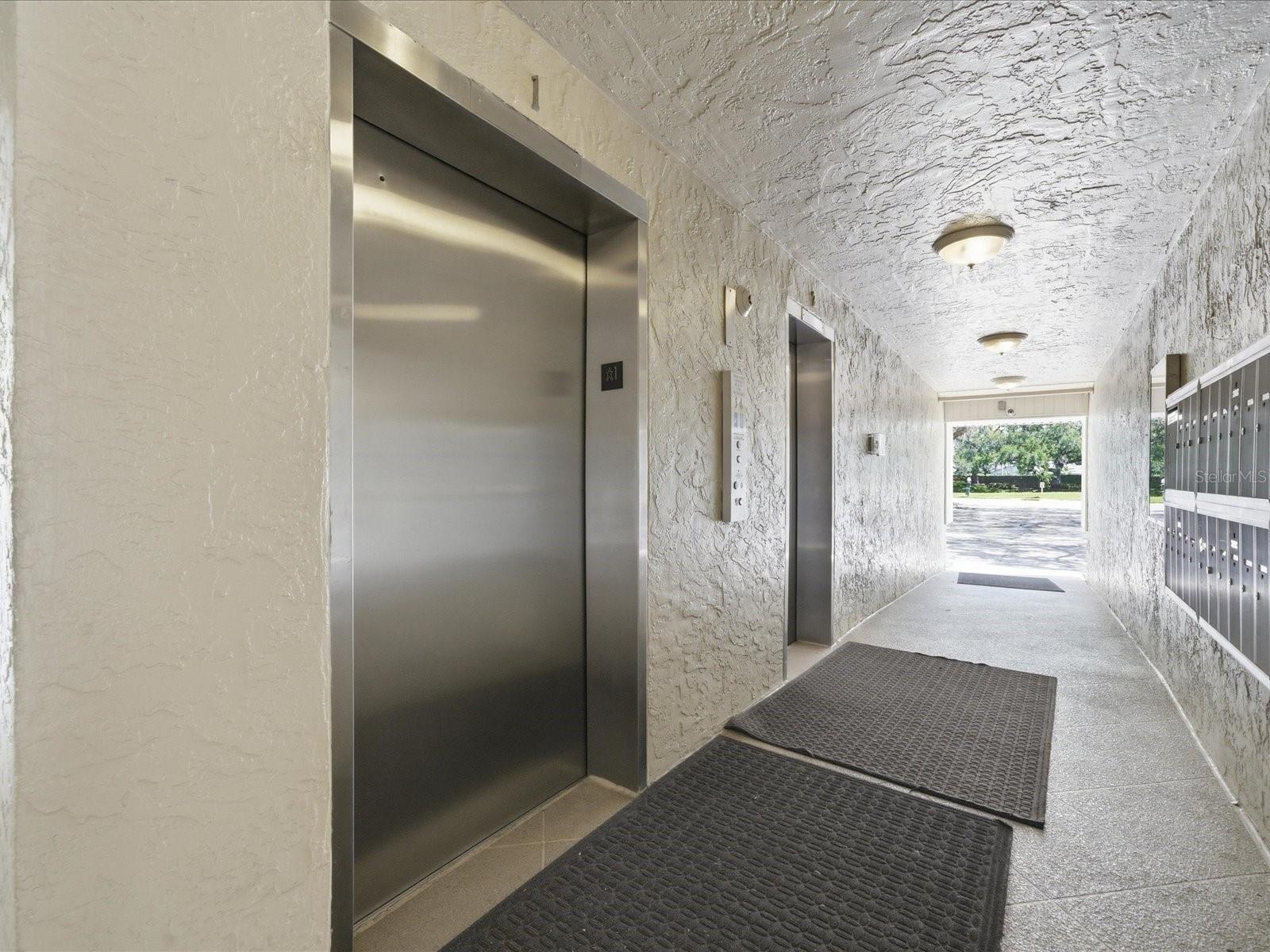 13626 GREENFIELD DR #401 — photo 38