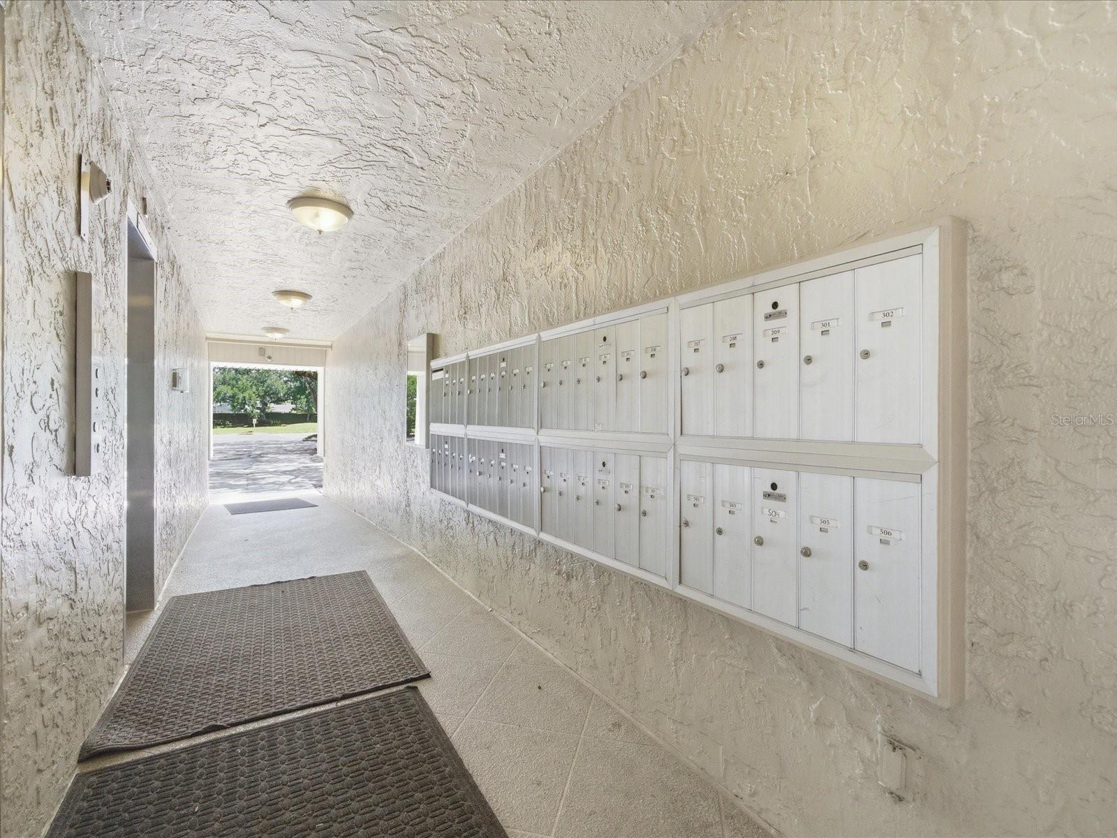 13626 GREENFIELD DR #401 — photo 39