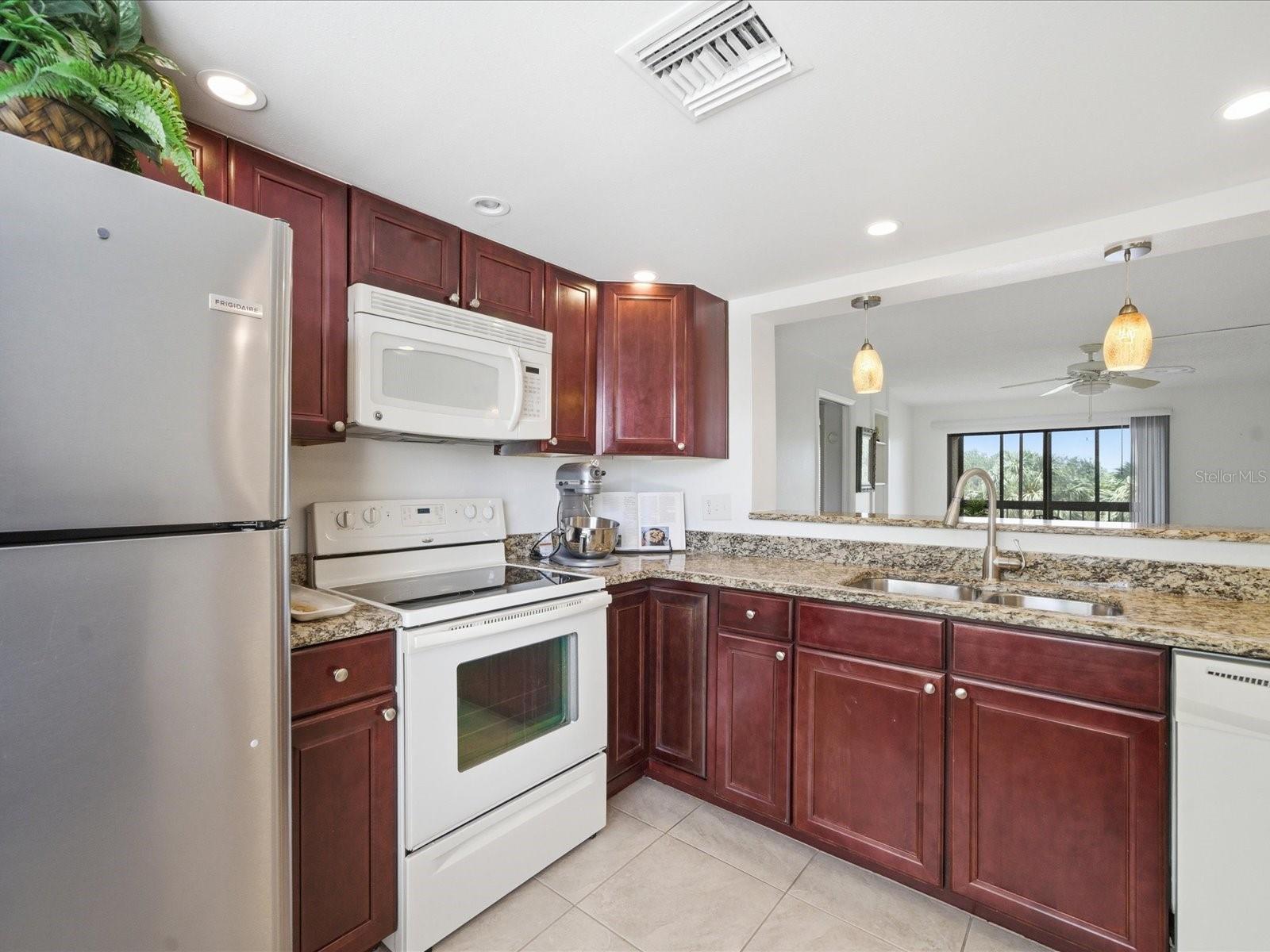 13626 GREENFIELD DR #401 — photo 9
