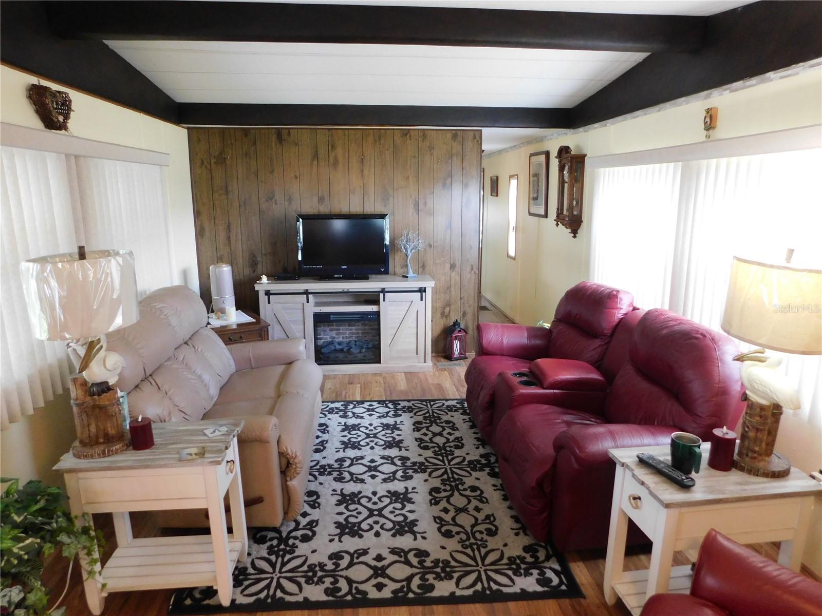 5315 ANTIGUA DR — photo 20