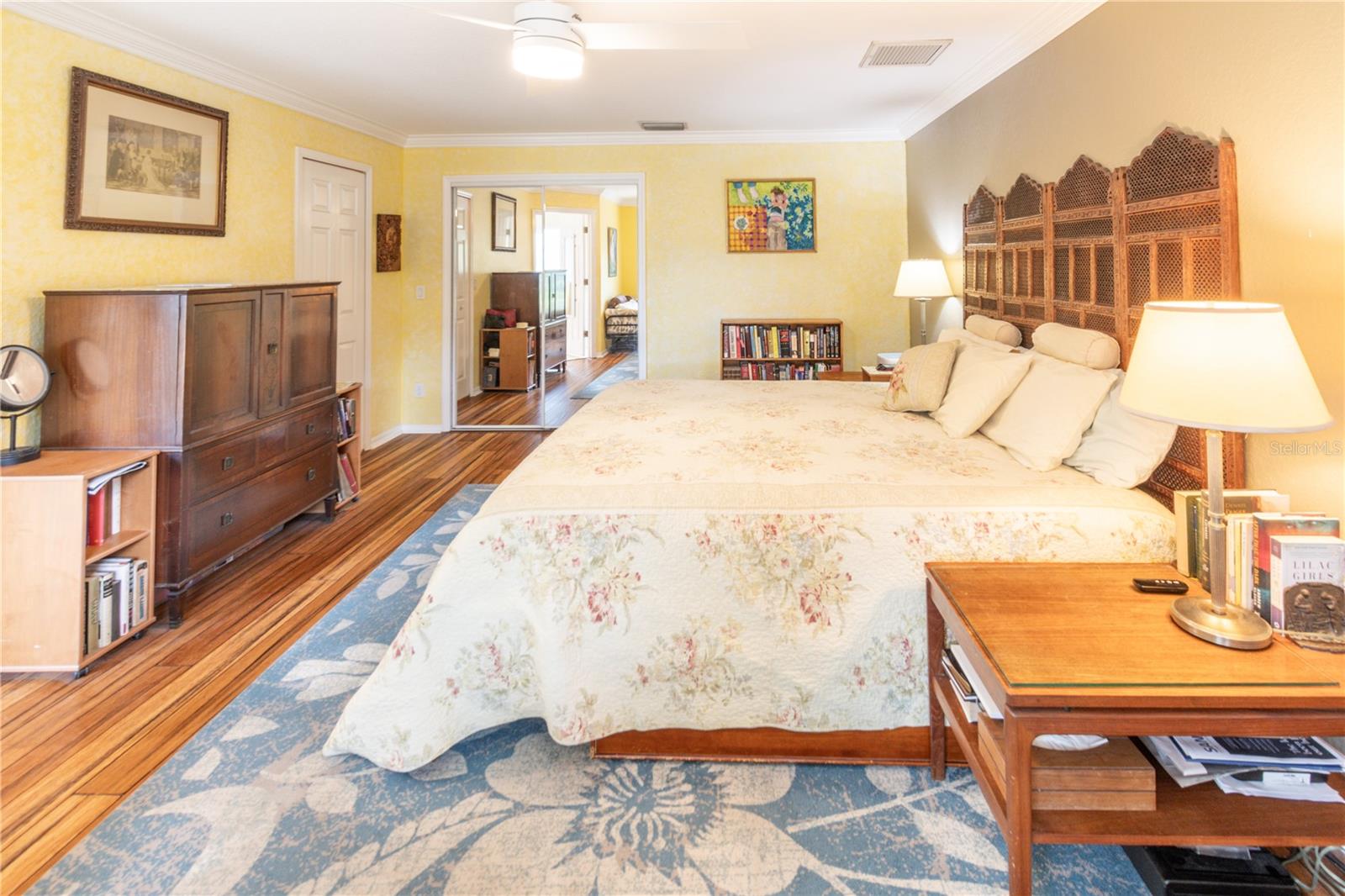 5769 E PRICE BLVD — photo 34