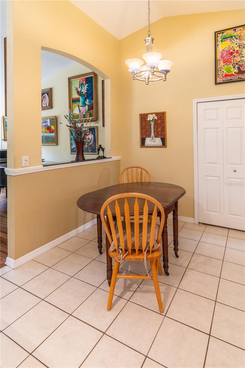 5769 E PRICE BLVD — photo 21
