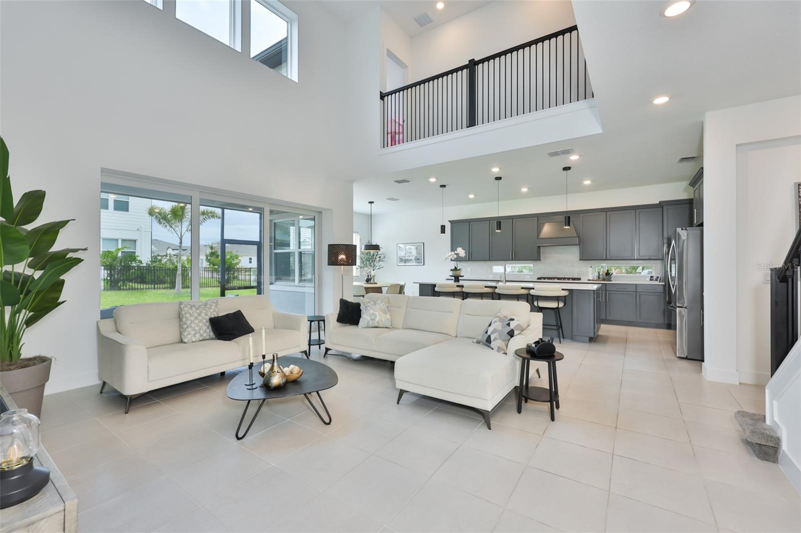 6107 GOLDEN BEACH DR — photo 2
