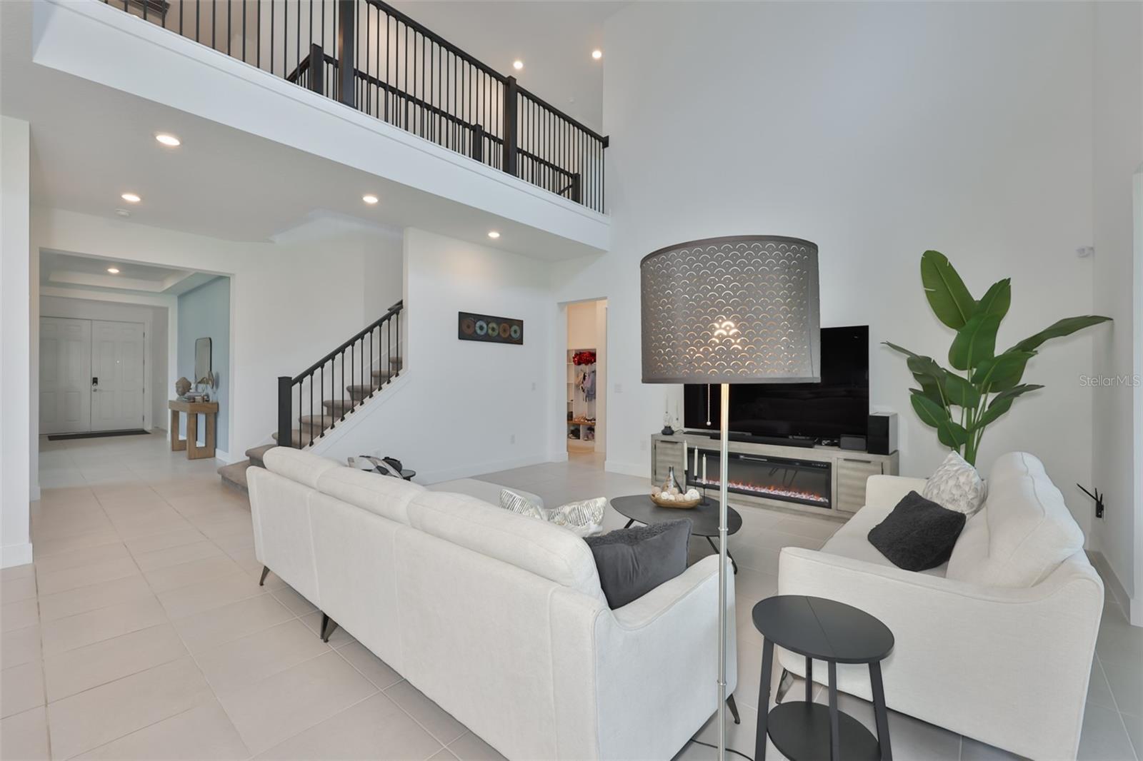6107 GOLDEN BEACH DR — photo 16