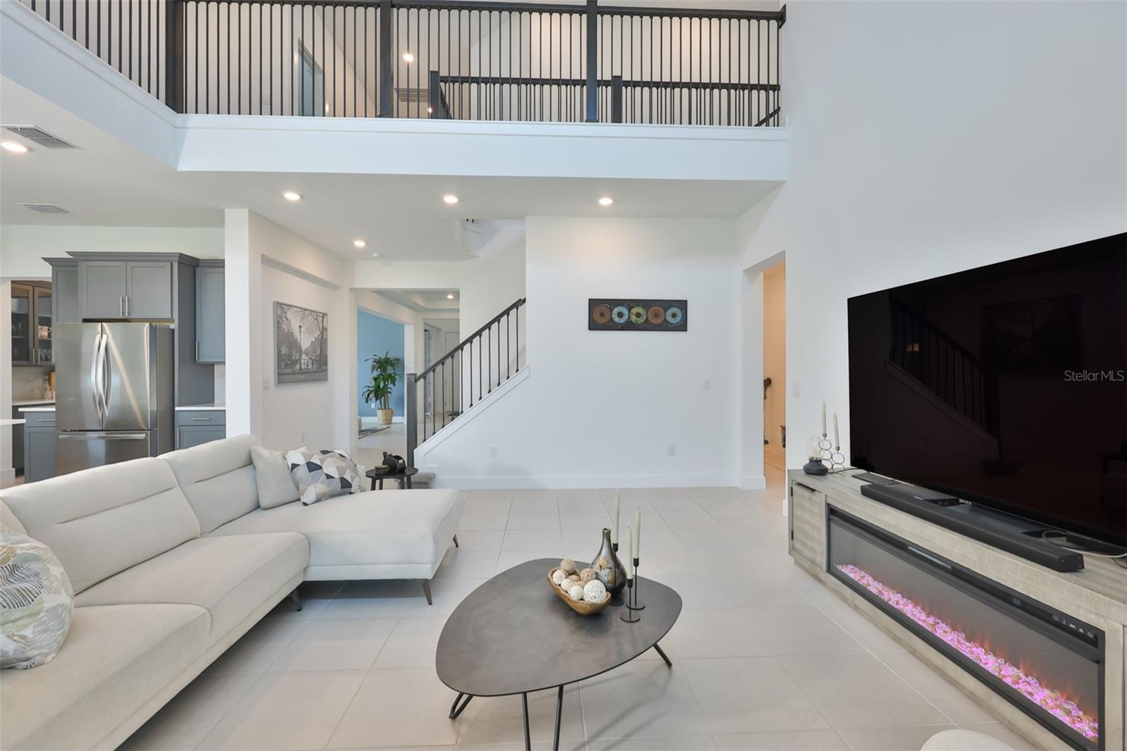 6107 GOLDEN BEACH DR — photo 5